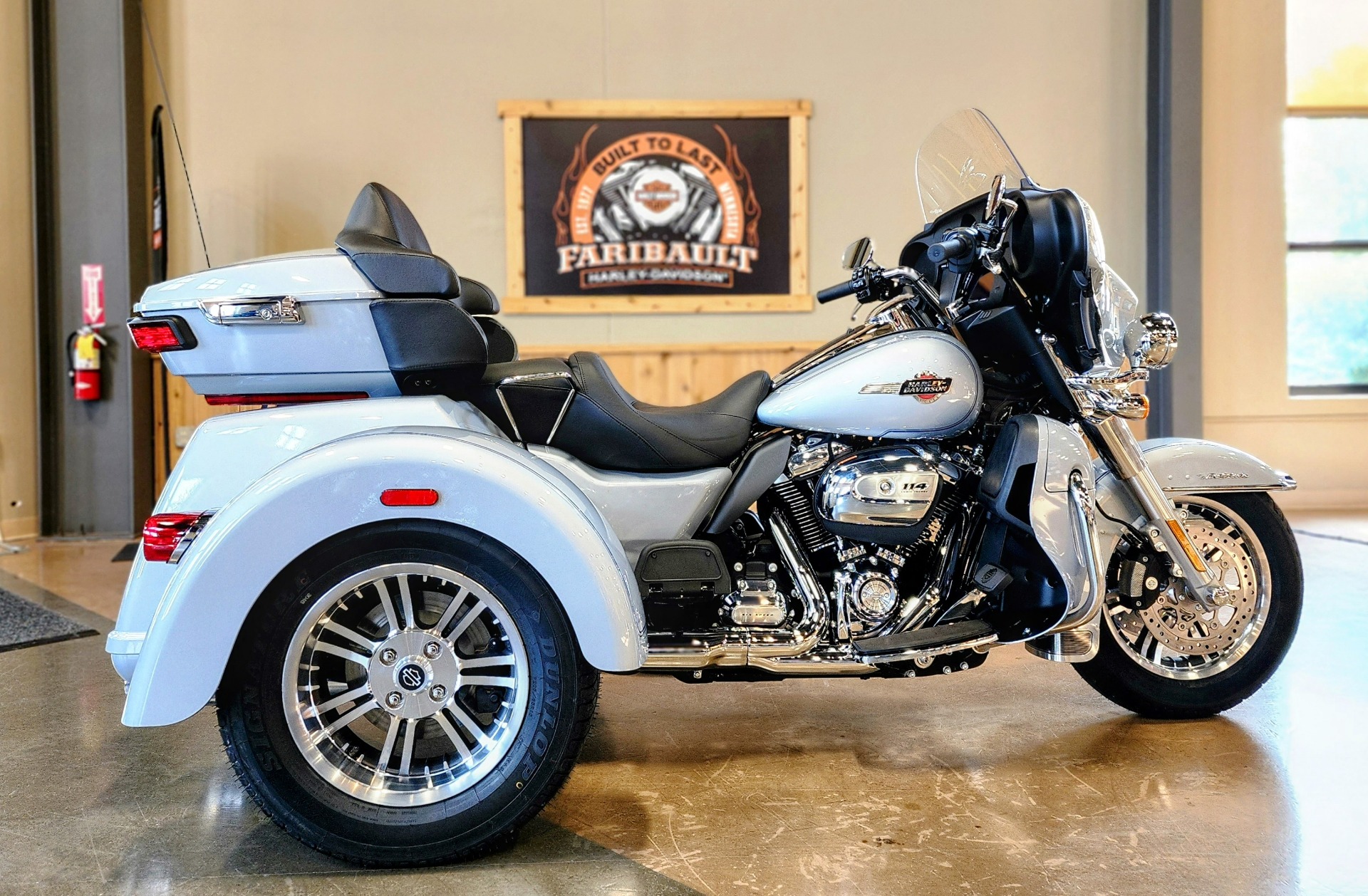 2023 Harley-Davidson Tri Glide® Ultra in Faribault, Minnesota - Photo 1