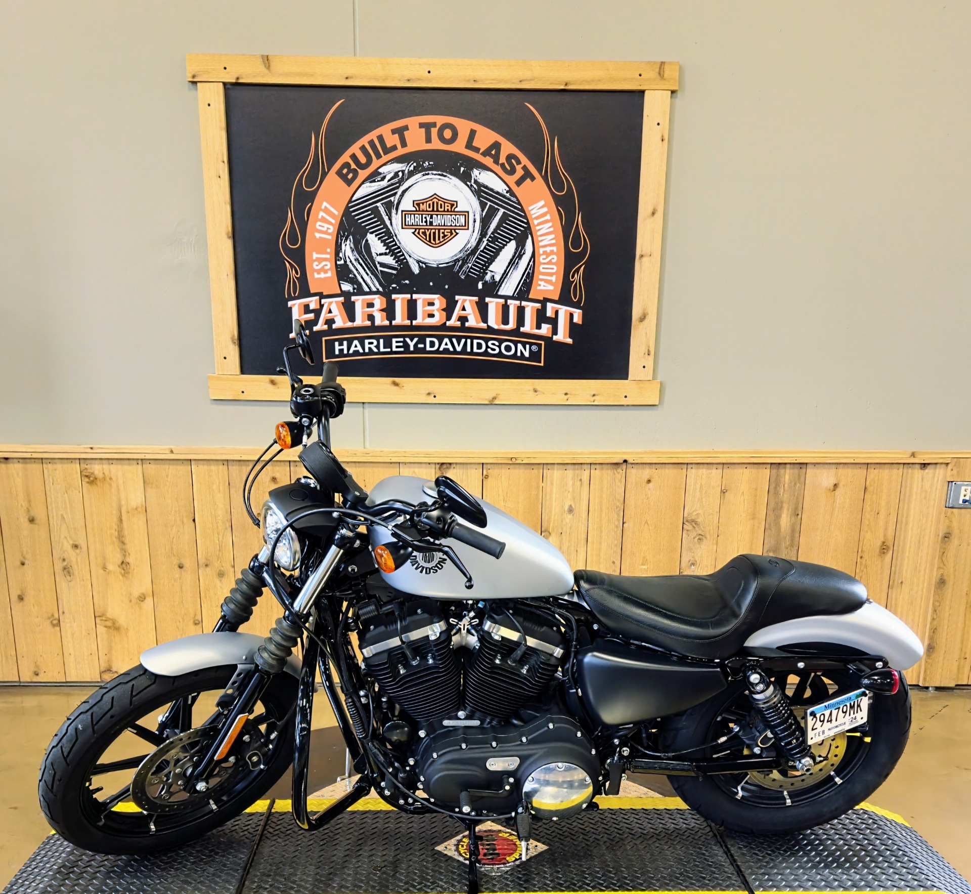 2020 Harley-Davidson Iron 883™ in Faribault, Minnesota - Photo 5