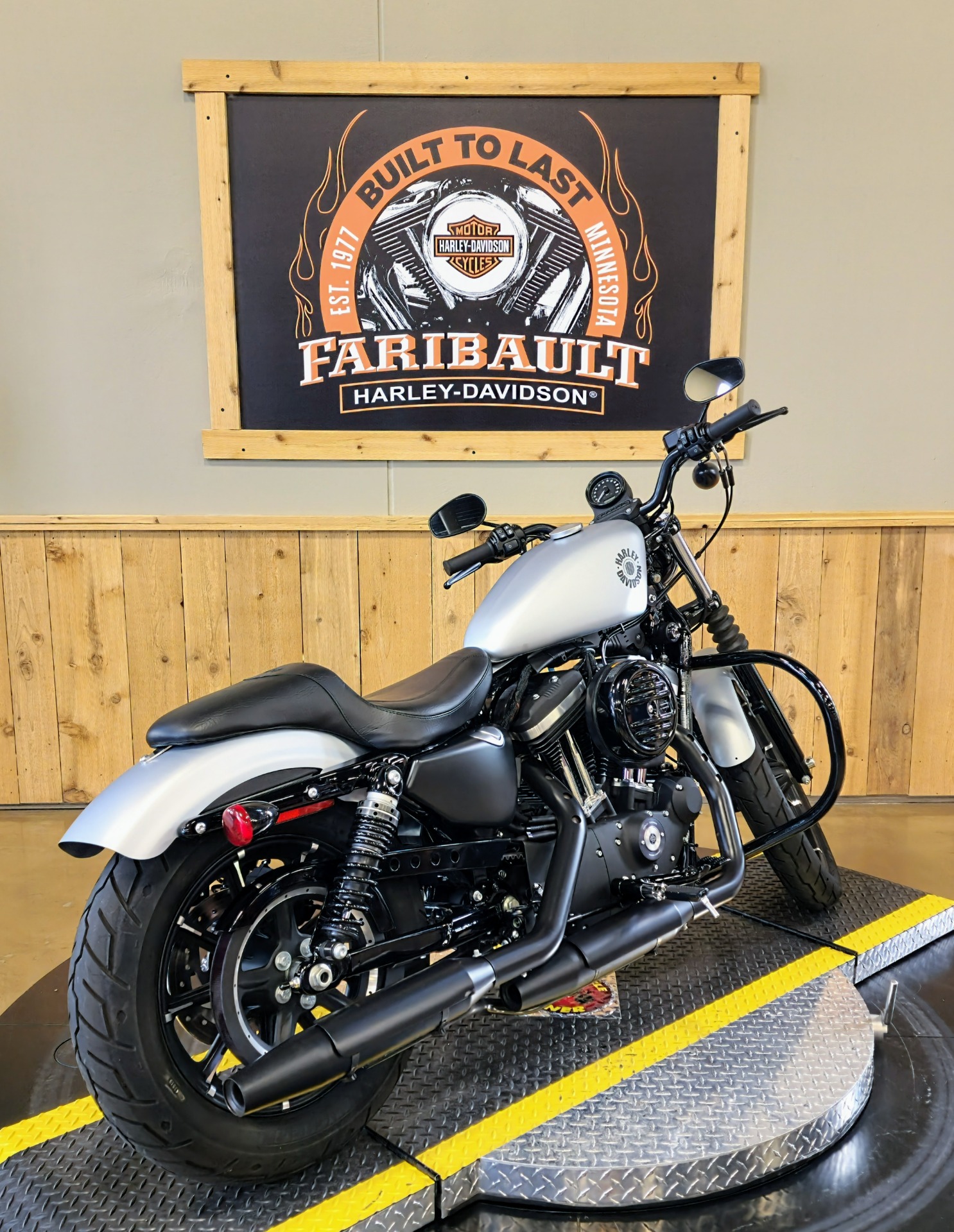2020 Harley-Davidson Iron 883™ in Faribault, Minnesota - Photo 8