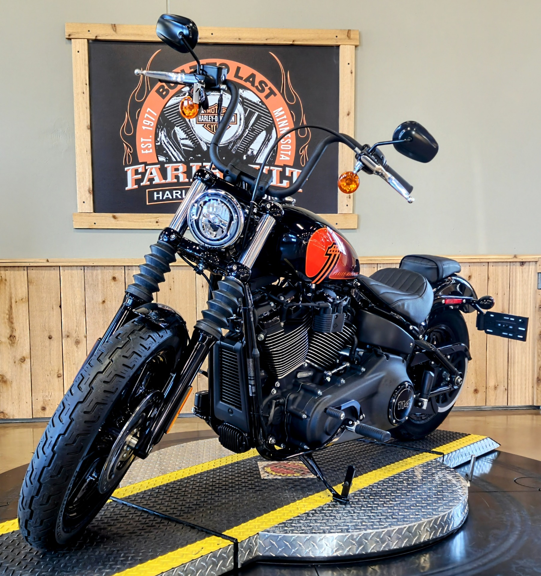2022 Harley-Davidson Street Bob® 114 in Faribault, Minnesota - Photo 4