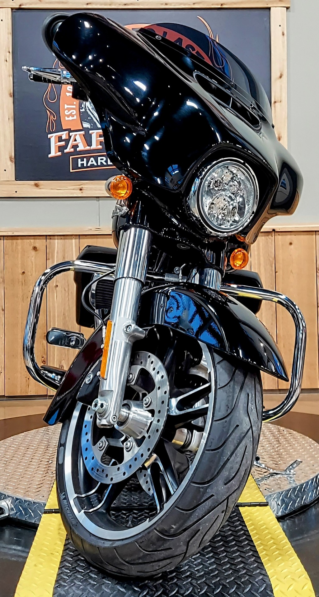 2017 Harley-Davidson Street Glide® Special in Faribault, Minnesota - Photo 3