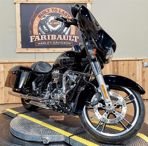 2017 Harley-Davidson Street Glide® Special in Faribault, Minnesota - Photo 2