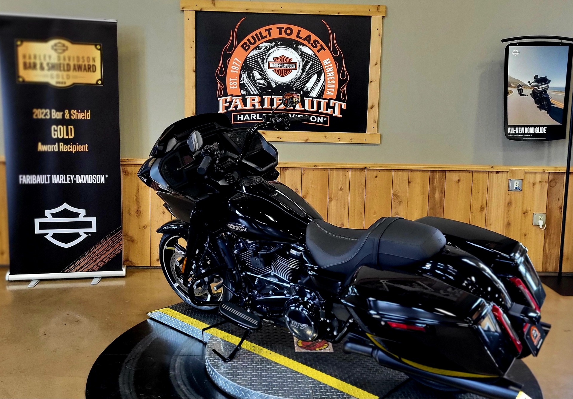 2024 Harley-Davidson Road Glide® in Faribault, Minnesota - Photo 6
