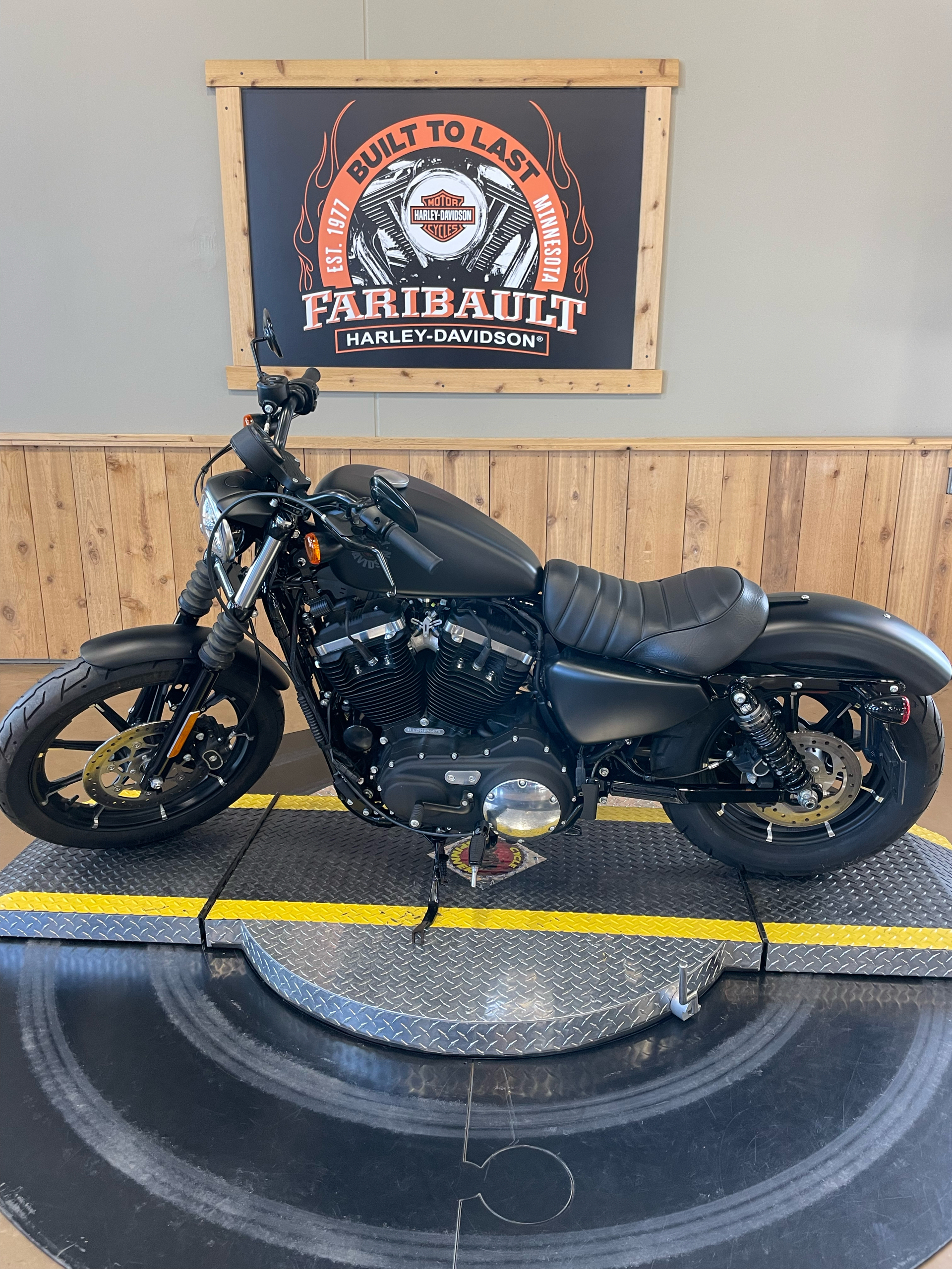2021 Harley-Davidson Iron 883™ in Faribault, Minnesota - Photo 3