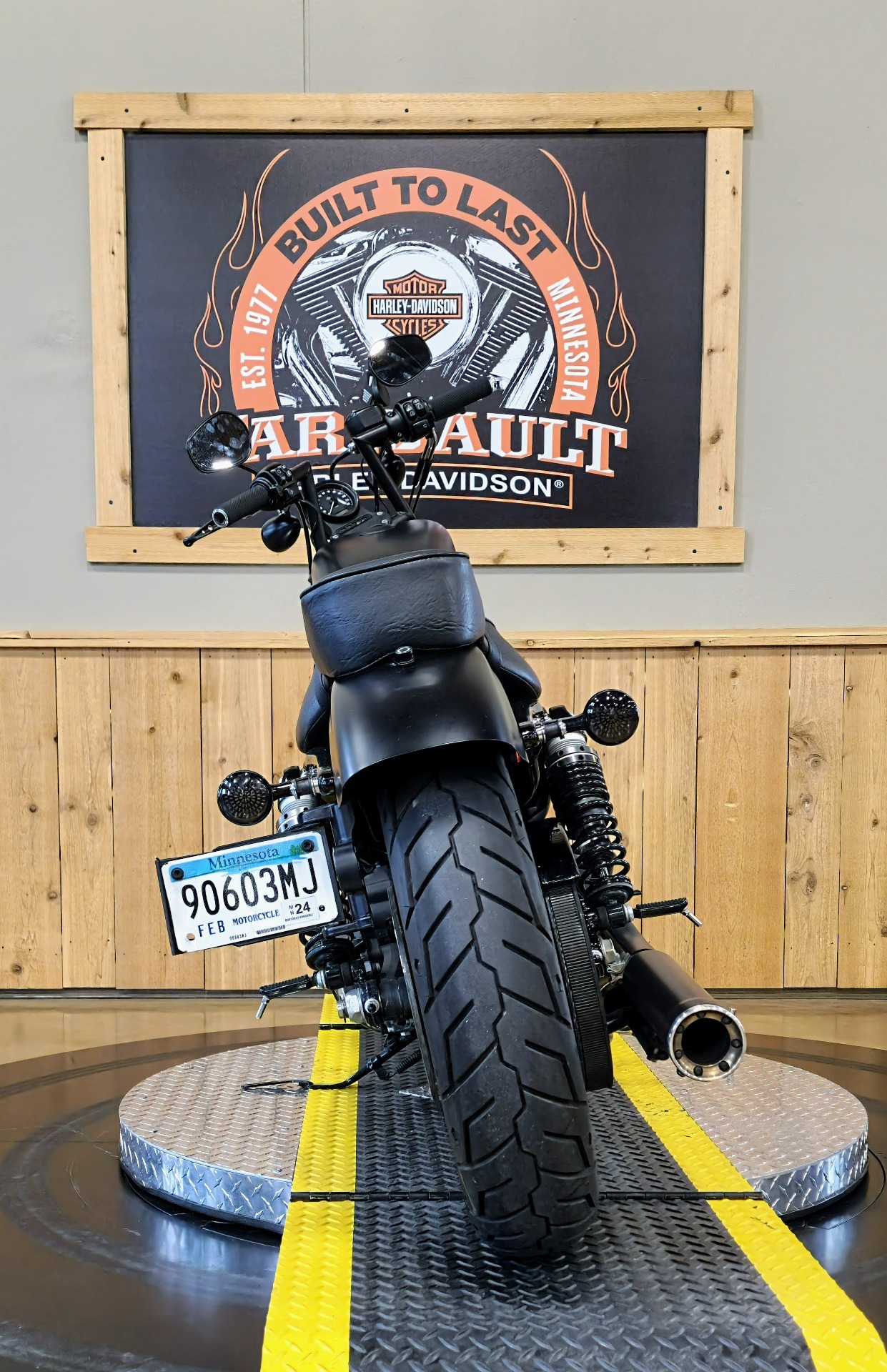 2021 Harley-Davidson Iron 883™ in Faribault, Minnesota - Photo 7