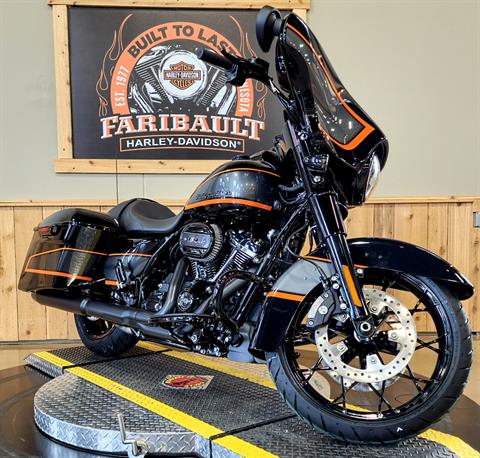 2022 Harley-Davidson Street Glide® Special in Faribault, Minnesota - Photo 2