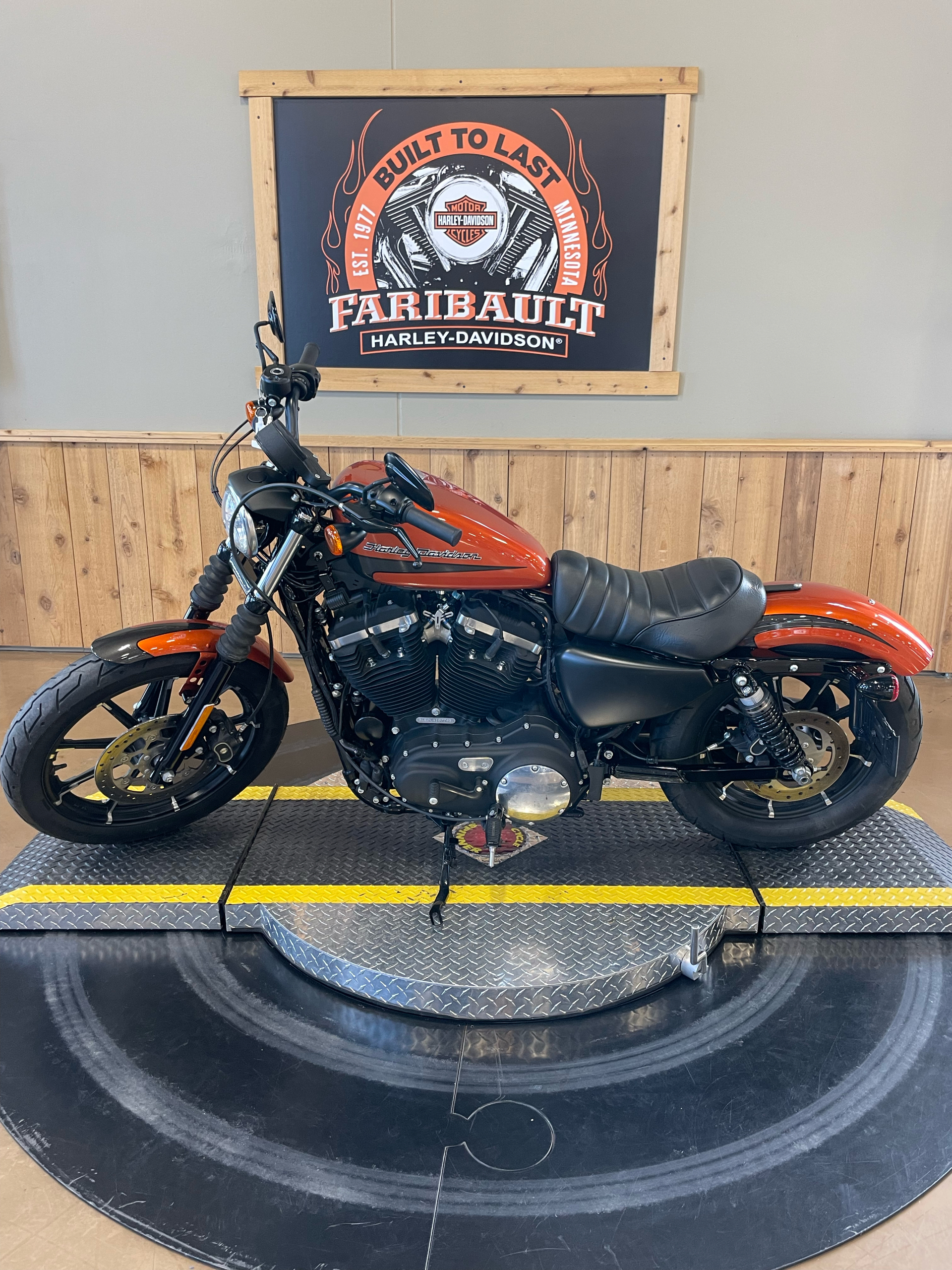 2020 Harley-Davidson Iron 883™ in Faribault, Minnesota - Photo 3