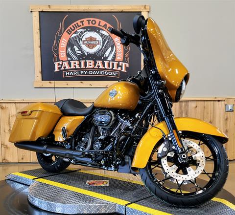 2023 Harley-Davidson Street Glide® Special in Faribault, Minnesota - Photo 2