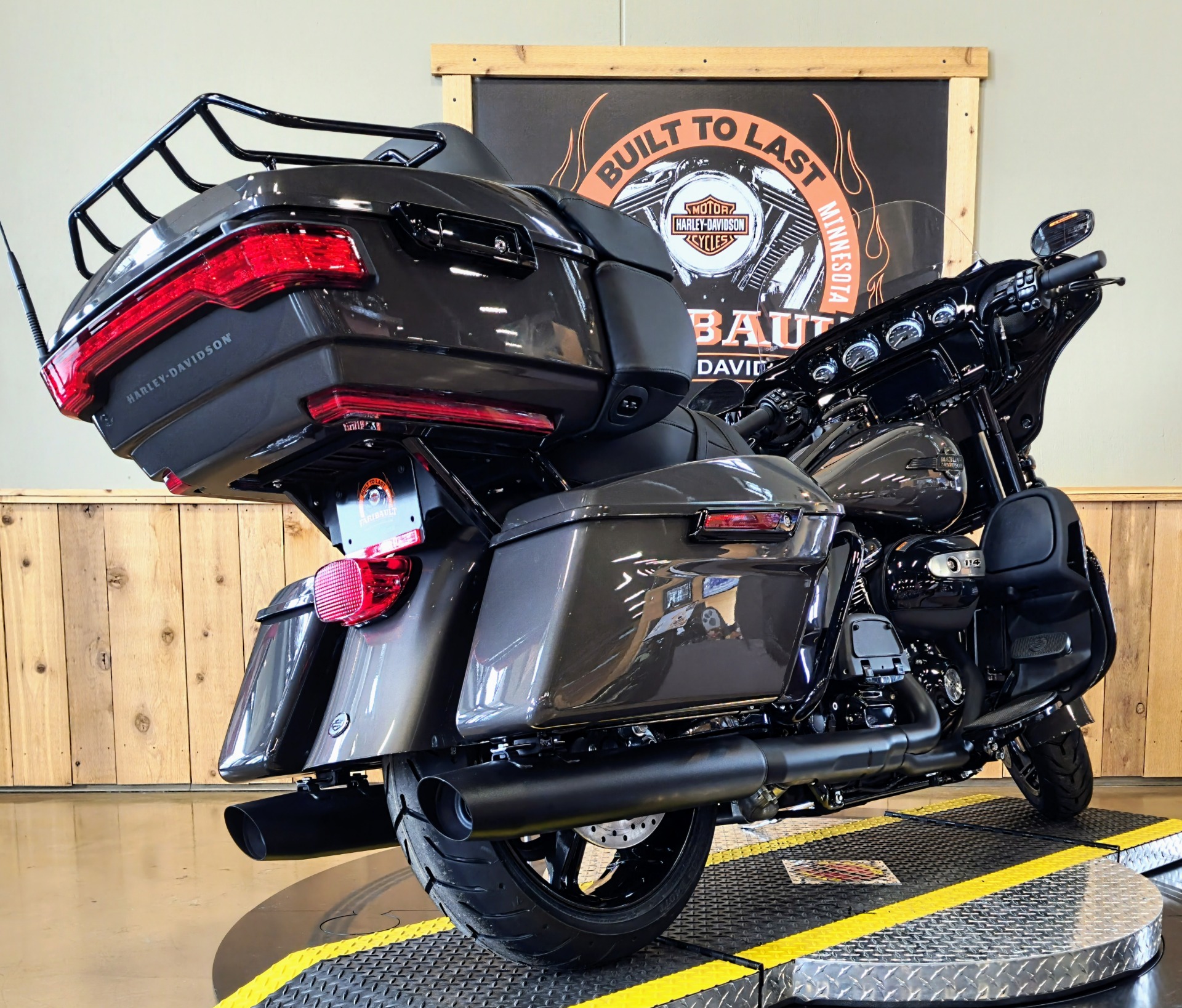 2023 Harley-Davidson Ultra Limited in Faribault, Minnesota - Photo 8