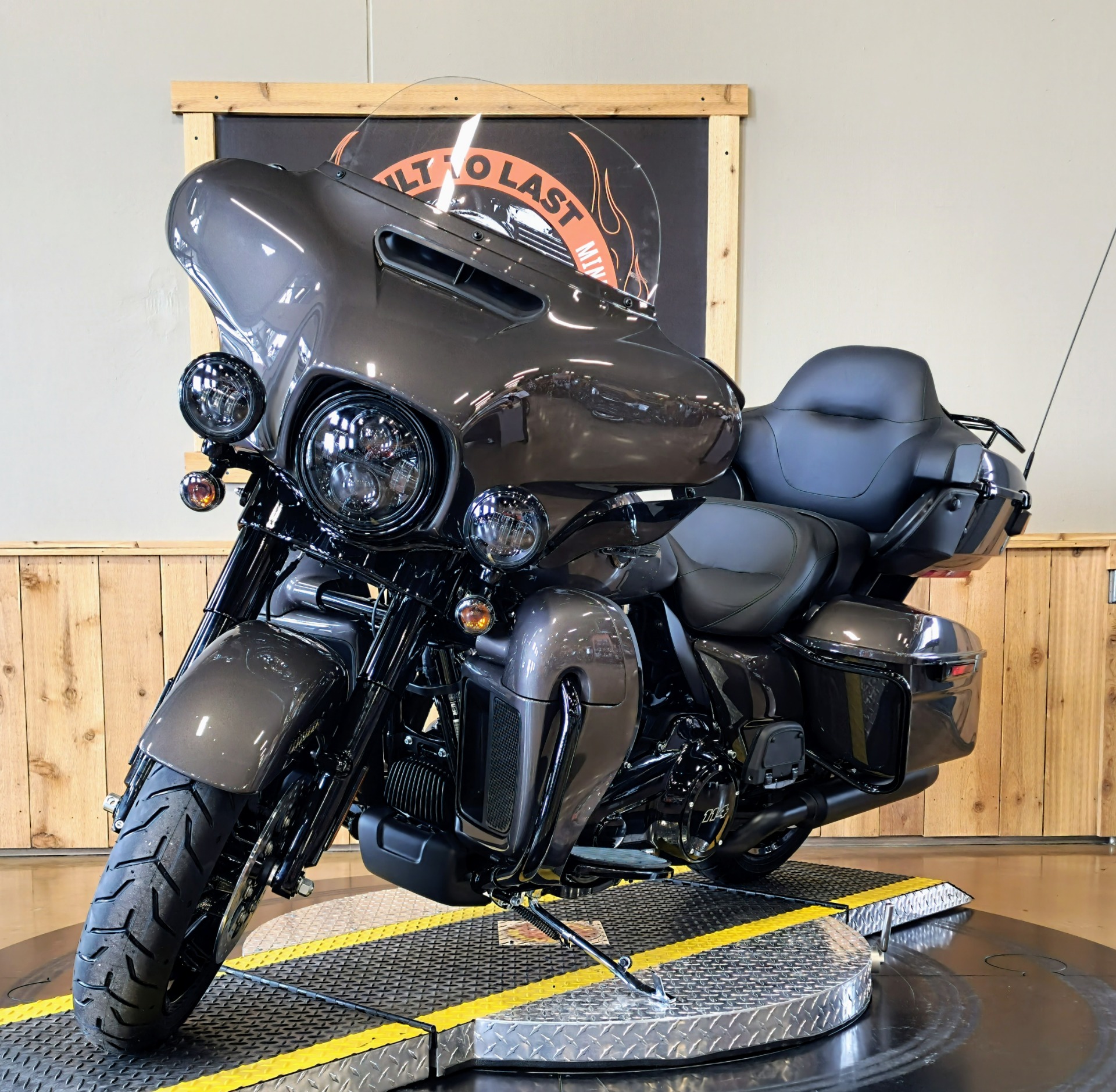 2023 Harley-Davidson Ultra Limited in Faribault, Minnesota - Photo 4
