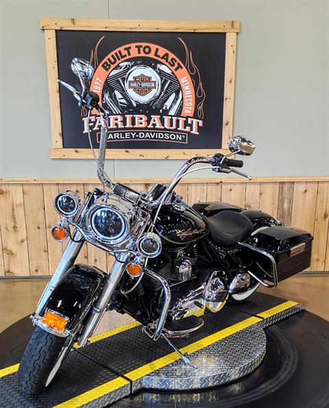 2010 Harley-Davidson Road King® in Faribault, Minnesota - Photo 4