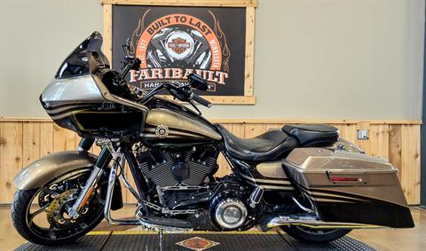 2013 Harley-Davidson CVO™ Road Glide® Custom in Faribault, Minnesota - Photo 5