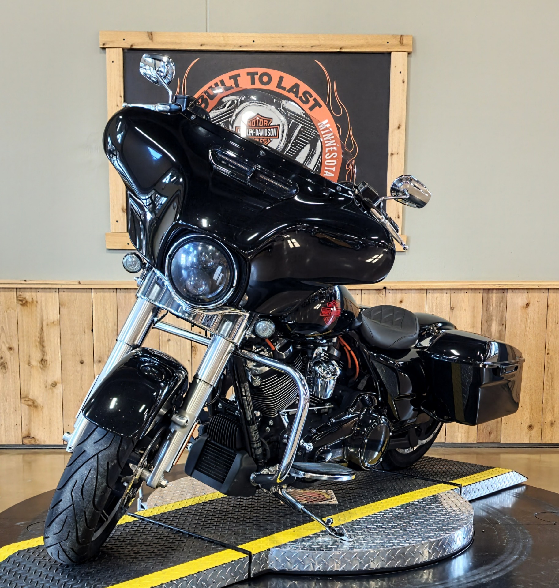 2019 Harley-Davidson Electra Glide® Standard in Faribault, Minnesota - Photo 4