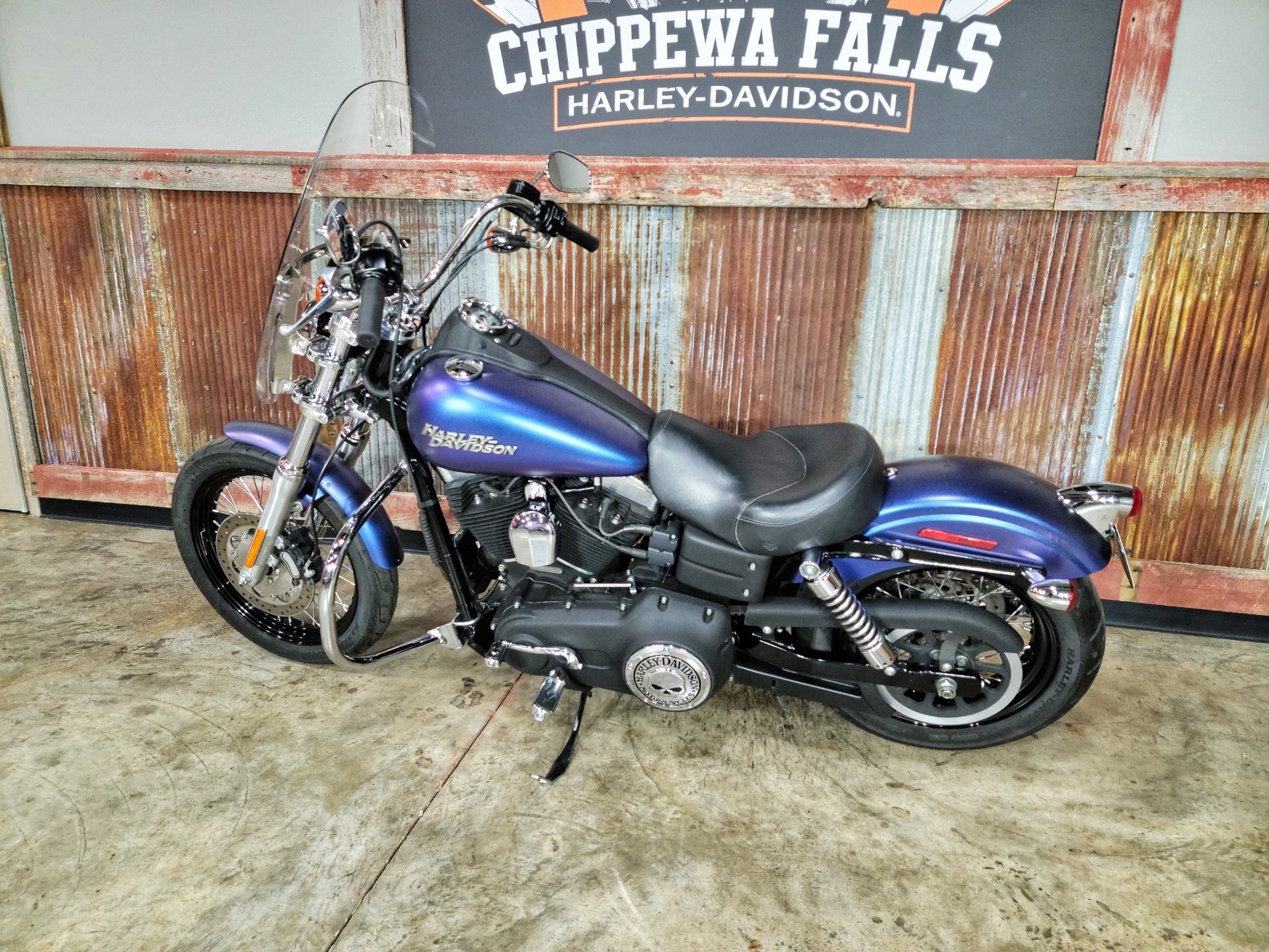 2010 Harley-Davidson Dyna® Street Bob® in Chippewa Falls, Wisconsin - Photo 15