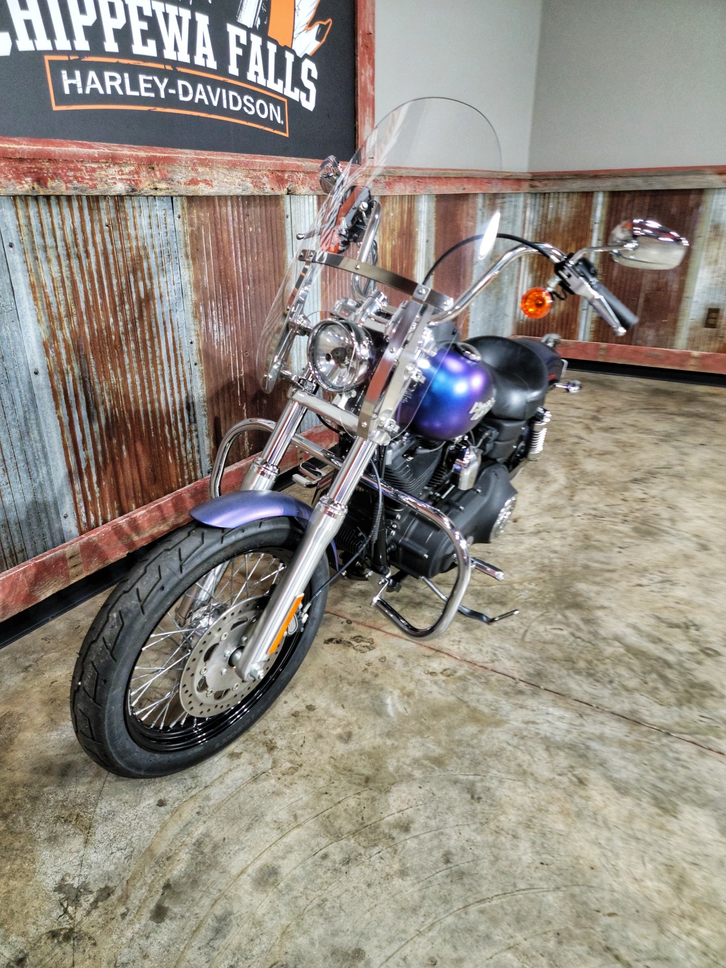 2010 Harley-Davidson Dyna® Street Bob® in Chippewa Falls, Wisconsin - Photo 17