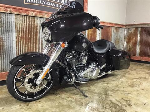 2021 Harley-Davidson Street Glide® Special in Chippewa Falls, Wisconsin - Photo 12