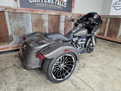 2023 Harley-Davidson Road Glide® 3 in Chippewa Falls, Wisconsin - Photo 5