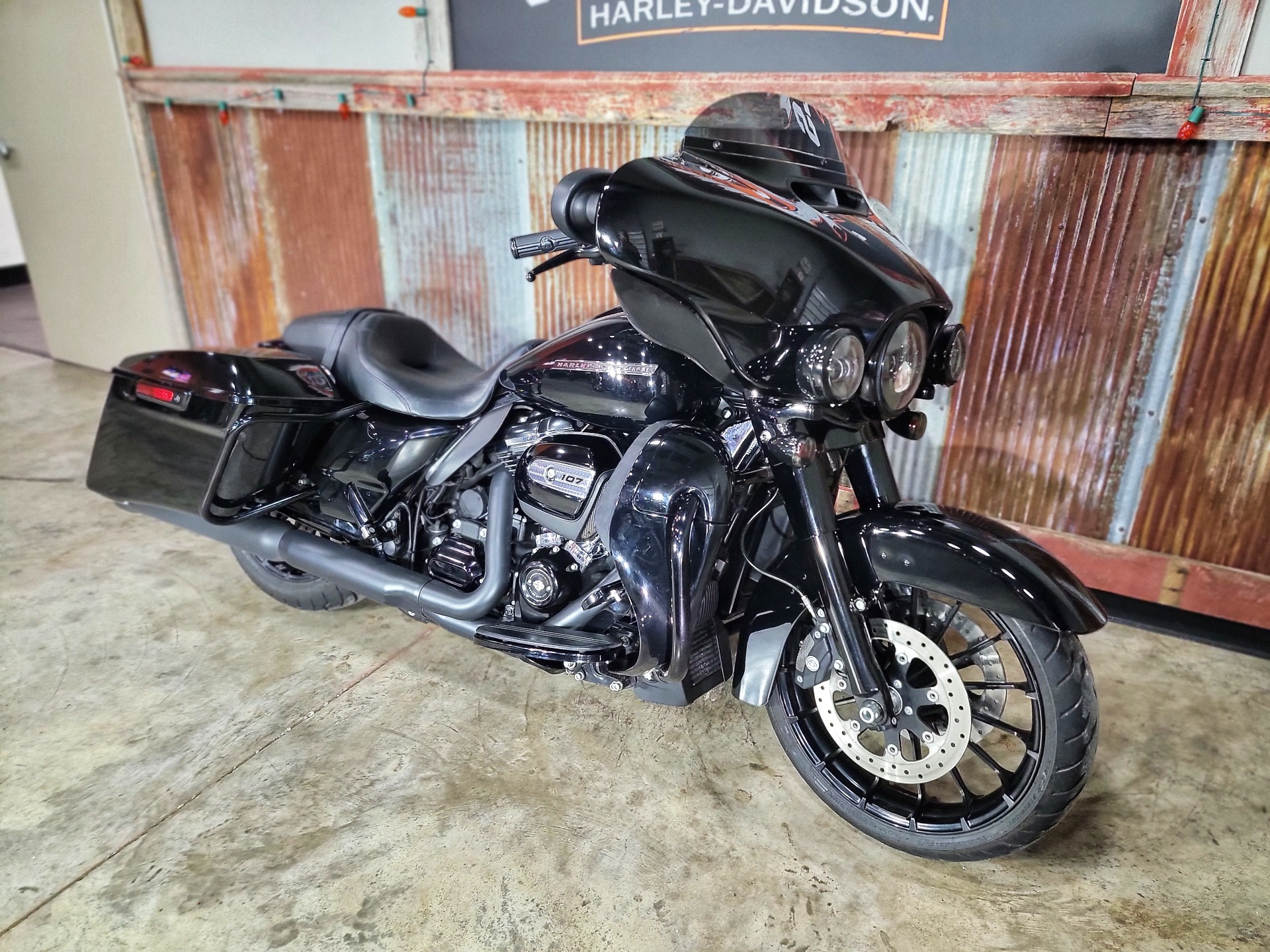 2018 Harley-Davidson Street Glide® Special in Chippewa Falls, Wisconsin - Photo 4
