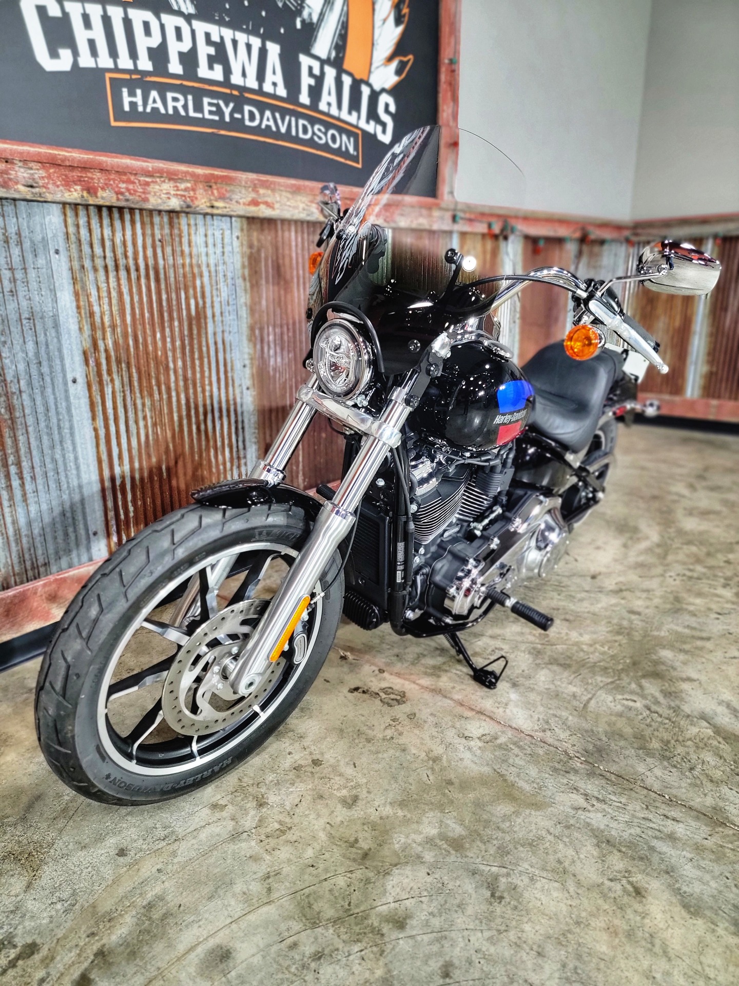 2019 Harley-Davidson Low Rider® in Chippewa Falls, Wisconsin - Photo 17