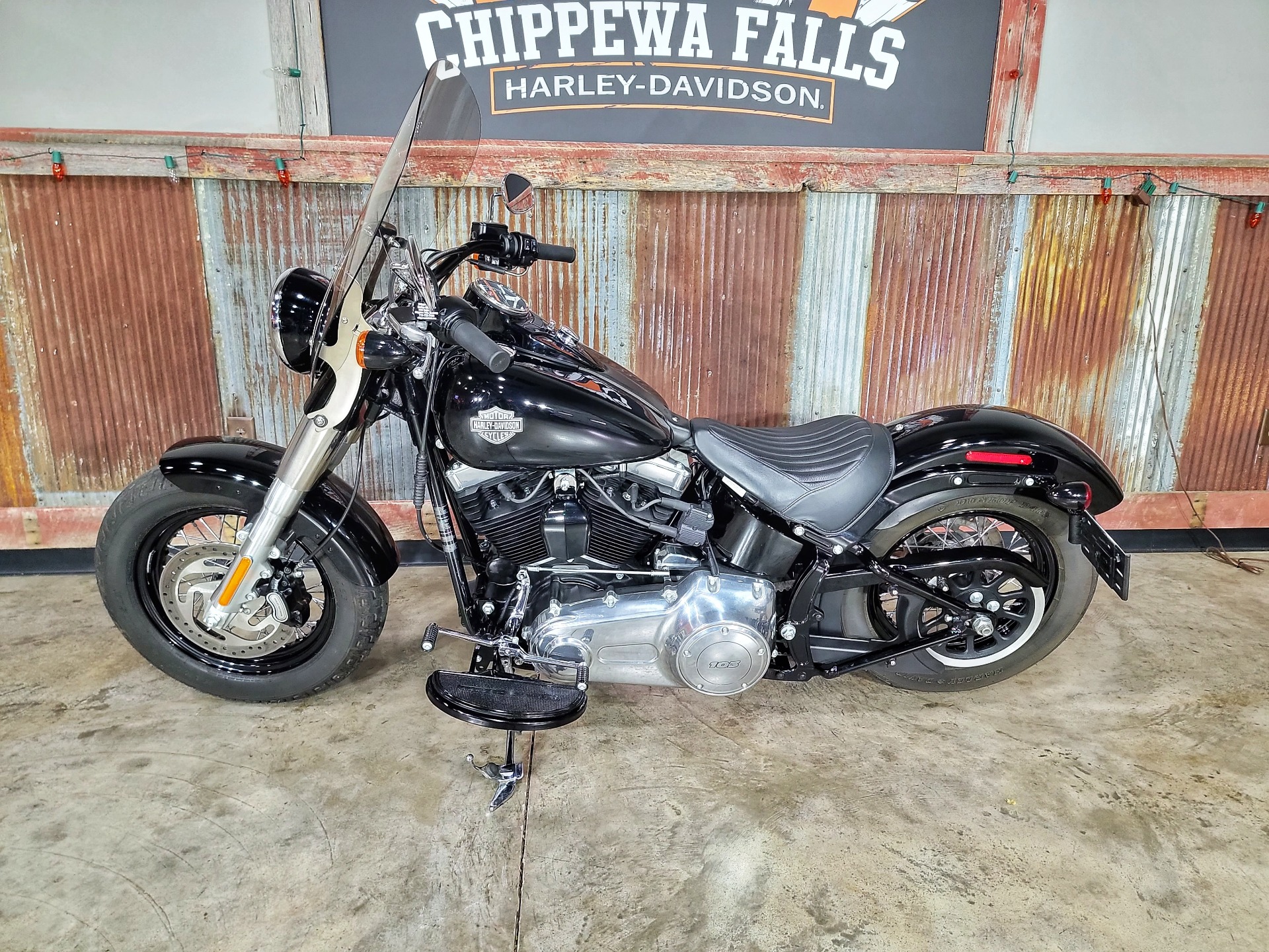 2015 Harley-Davidson Softail Slim® in Chippewa Falls, Wisconsin - Photo 11