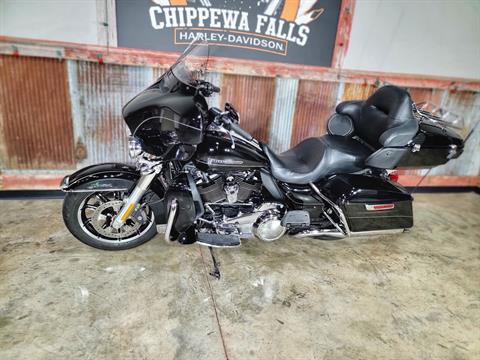 2017 Harley-Davidson Ultra Limited in Chippewa Falls, Wisconsin - Photo 13