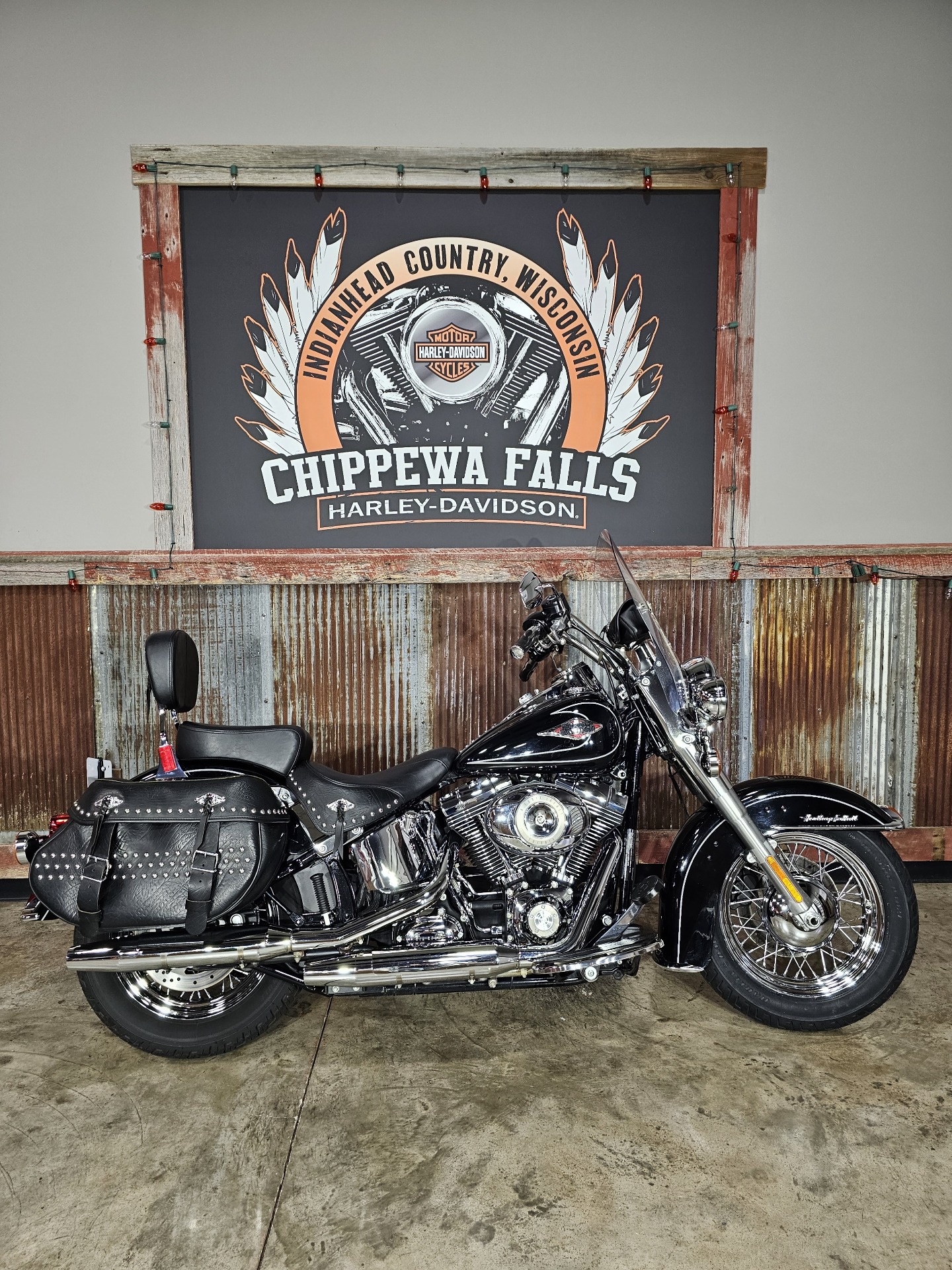 2011 Harley-Davidson Heritage Softail® Classic in Chippewa Falls, Wisconsin - Photo 2