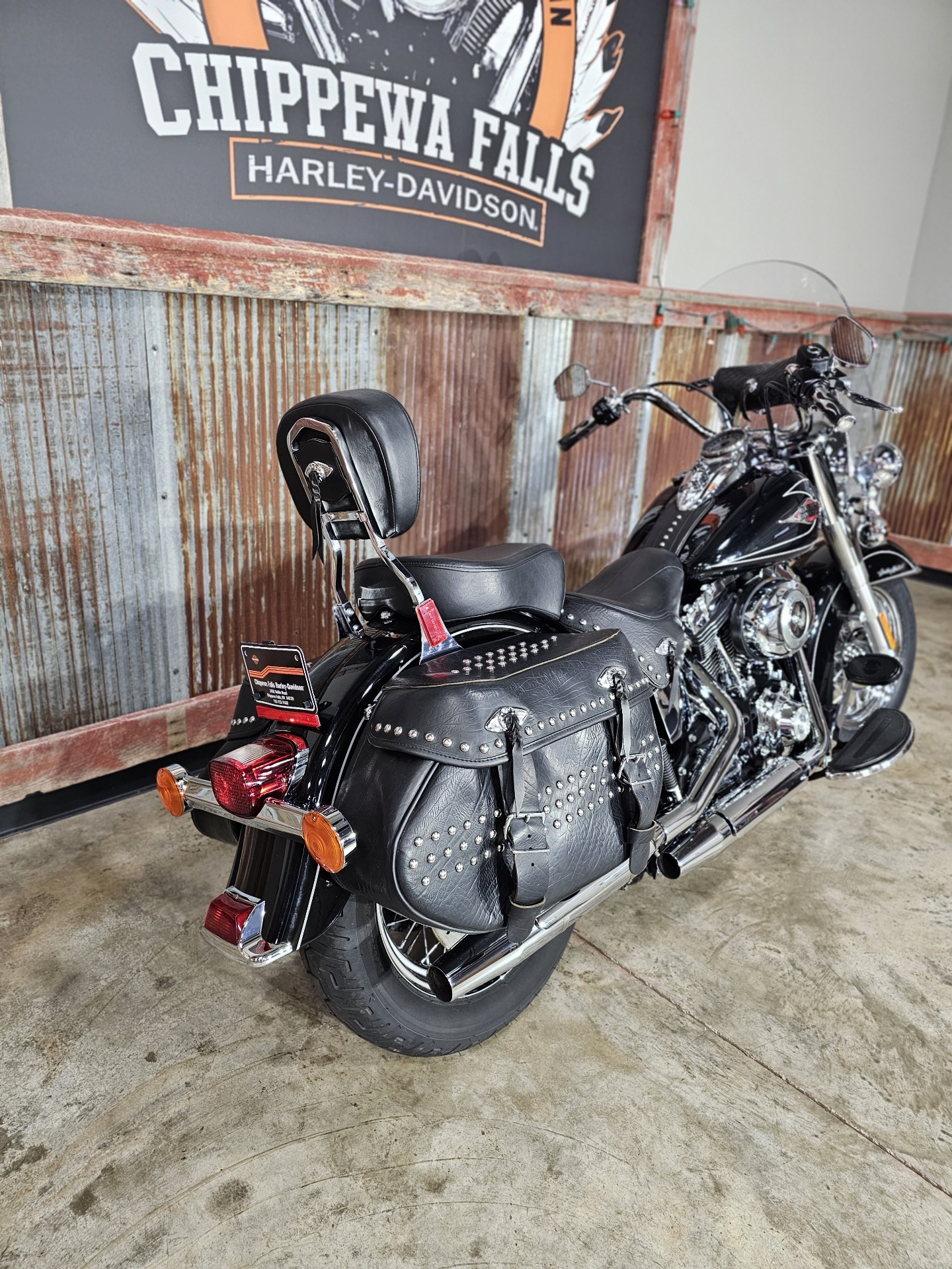 2011 Harley-Davidson Heritage Softail® Classic in Chippewa Falls, Wisconsin - Photo 6