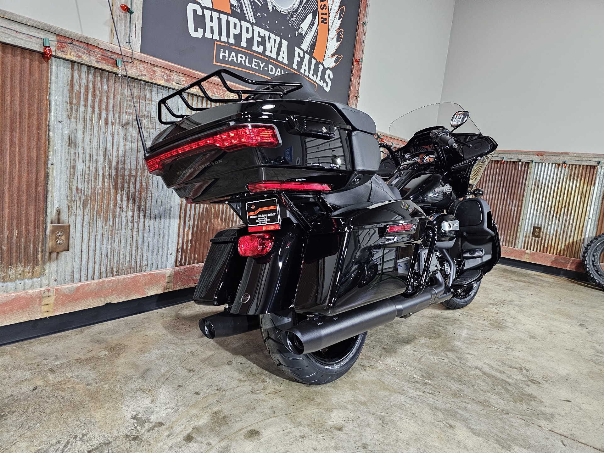 2024 Harley-Davidson Road Glide® Limited in Chippewa Falls, Wisconsin - Photo 9