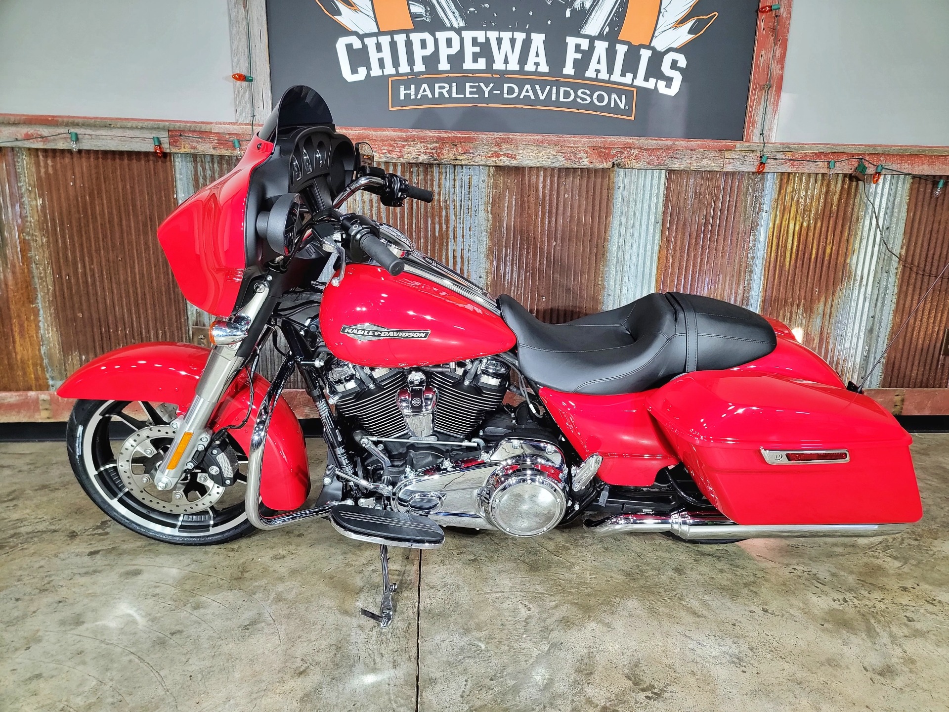 2023 Harley-Davidson Street Glide® in Chippewa Falls, Wisconsin - Photo 11