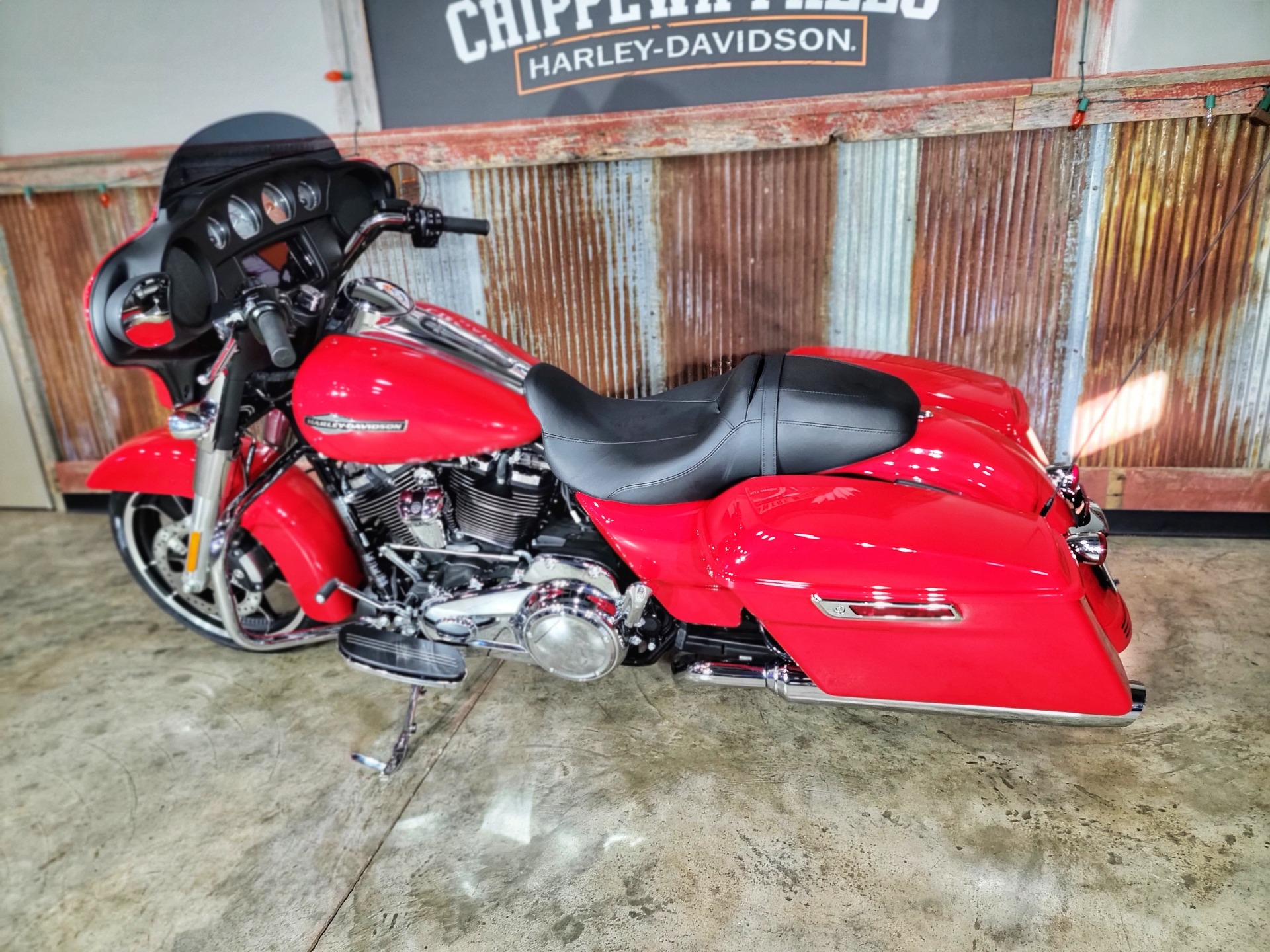 2023 Harley-Davidson Street Glide® in Chippewa Falls, Wisconsin - Photo 12