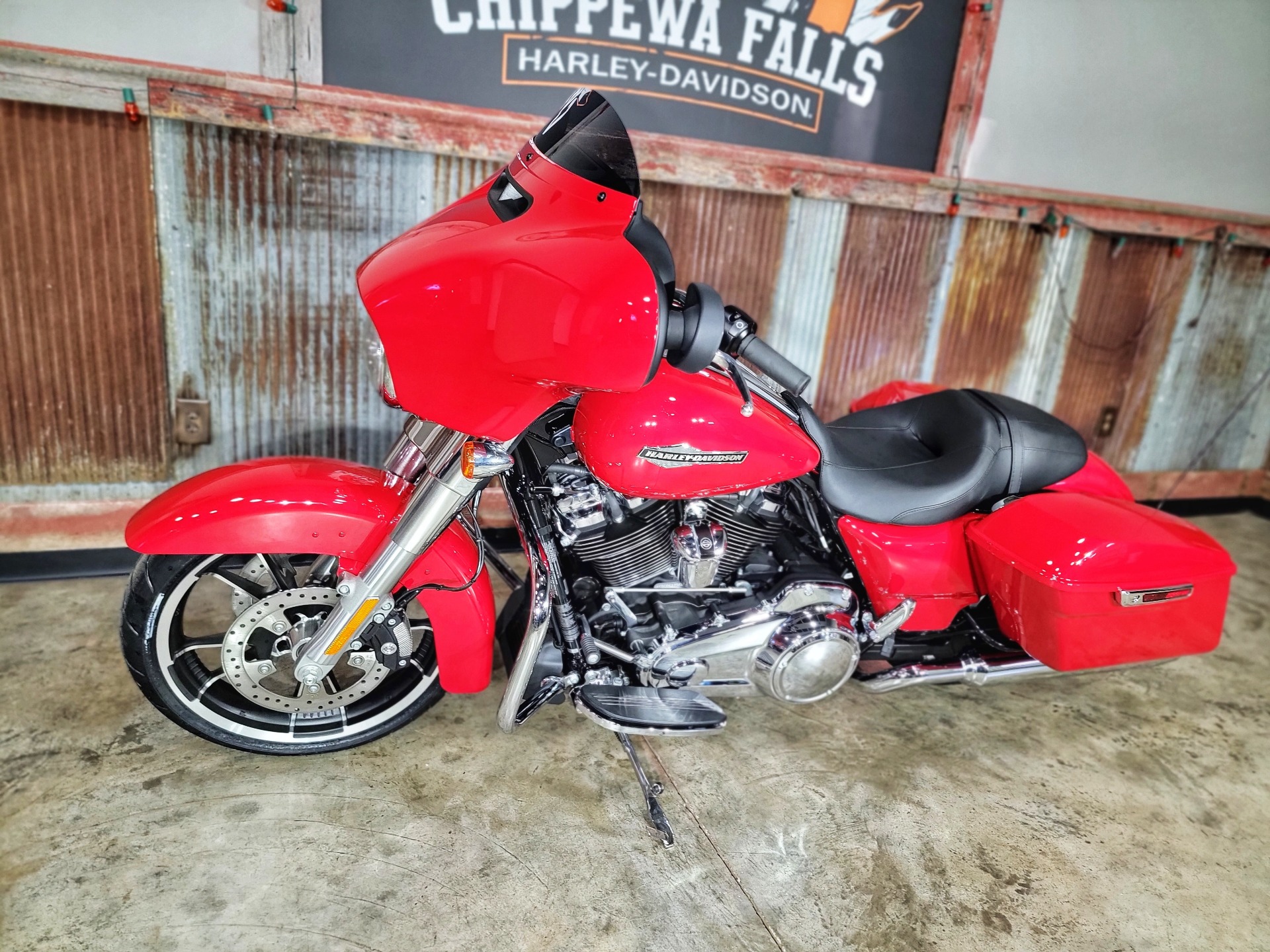 2023 Harley-Davidson Street Glide® in Chippewa Falls, Wisconsin - Photo 13
