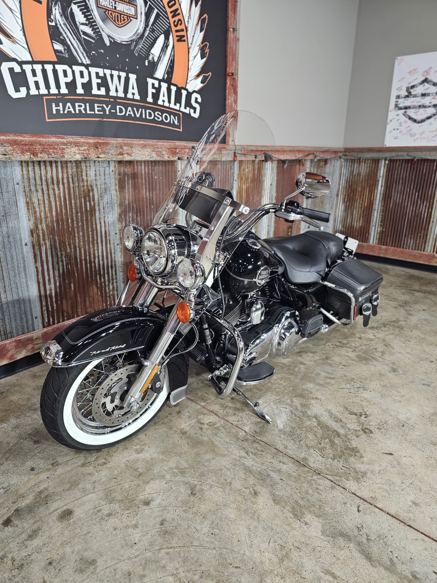 2009 Harley-Davidson Road King® in Chippewa Falls, Wisconsin - Photo 17