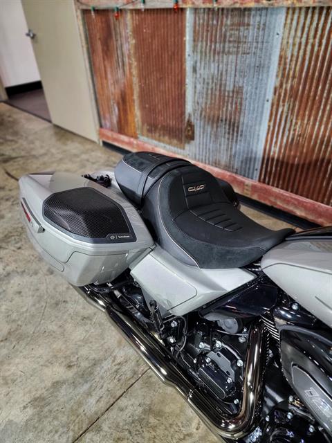 2023 Harley-Davidson CVO™ Road Glide® in Chippewa Falls, Wisconsin - Photo 9