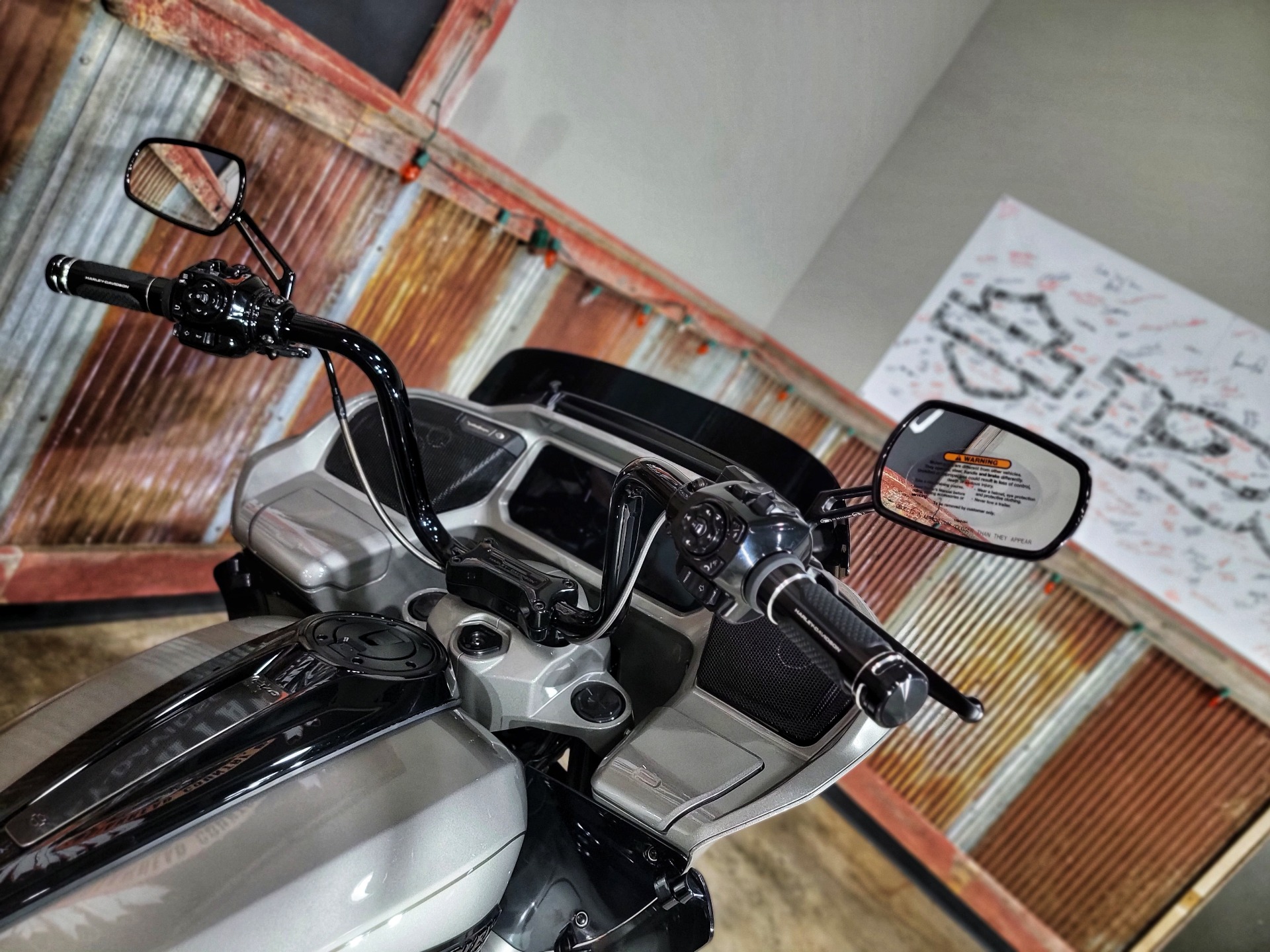 2023 Harley-Davidson CVO™ Road Glide® in Chippewa Falls, Wisconsin - Photo 10