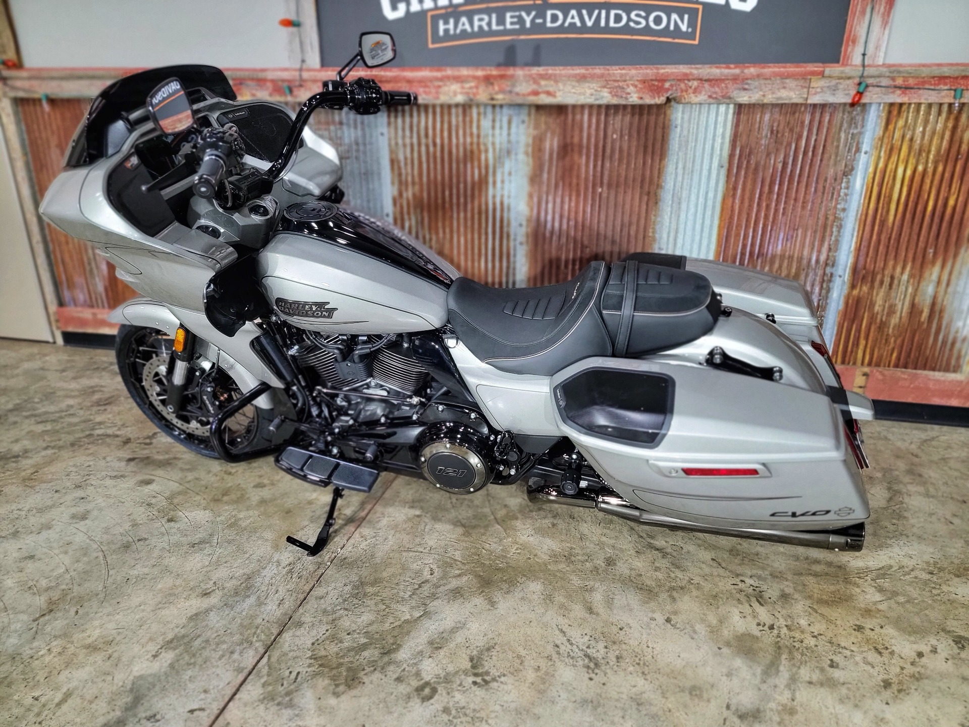 2023 Harley-Davidson CVO™ Road Glide® in Chippewa Falls, Wisconsin - Photo 20