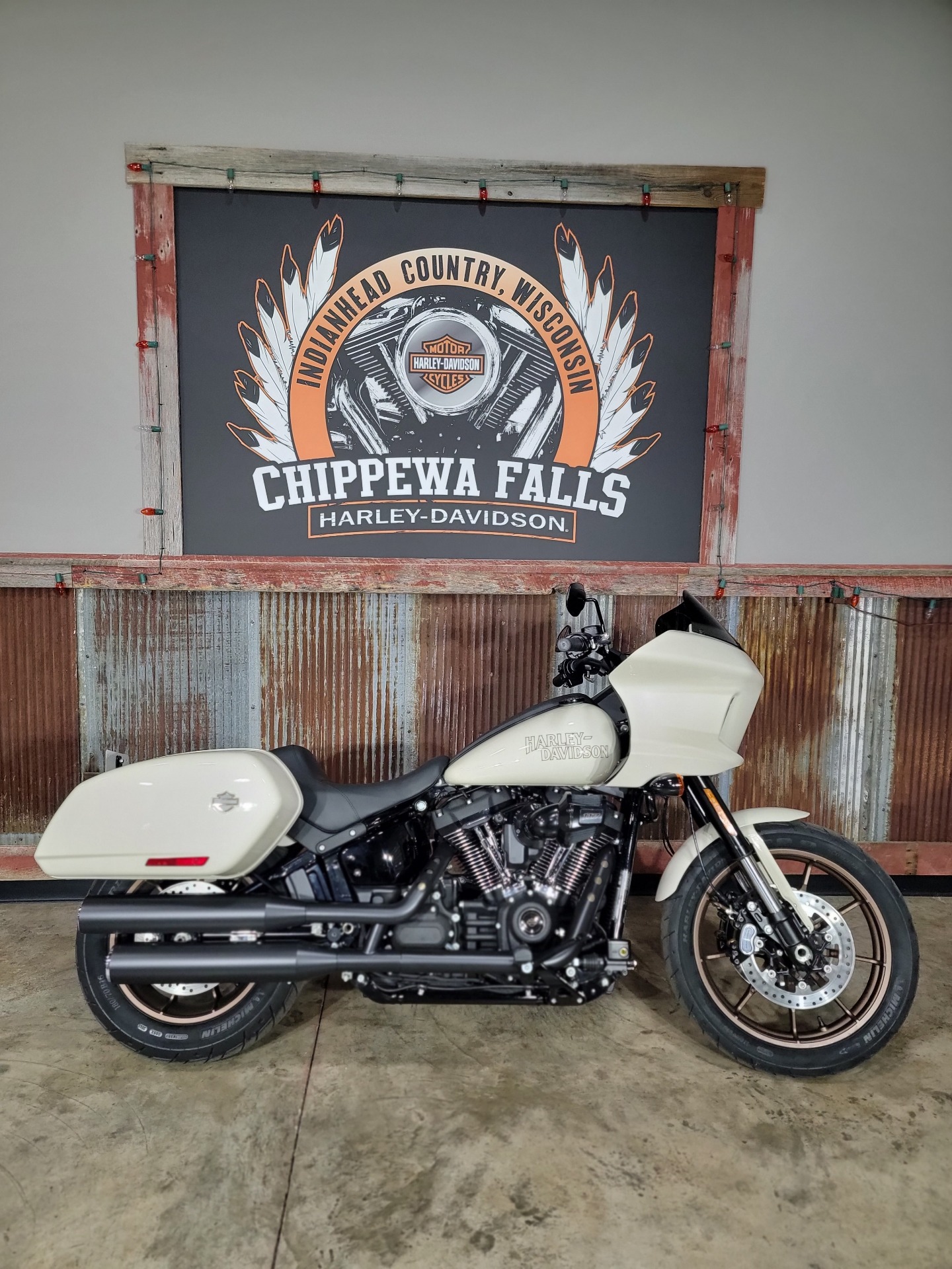 2023 Harley-Davidson Low Rider® ST in Chippewa Falls, Wisconsin - Photo 2