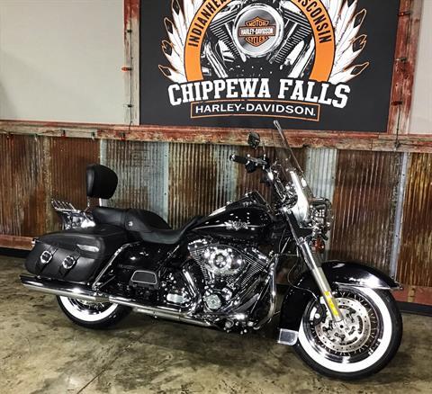 2011 Harley-Davidson Road King® Classic in Chippewa Falls, Wisconsin - Photo 8