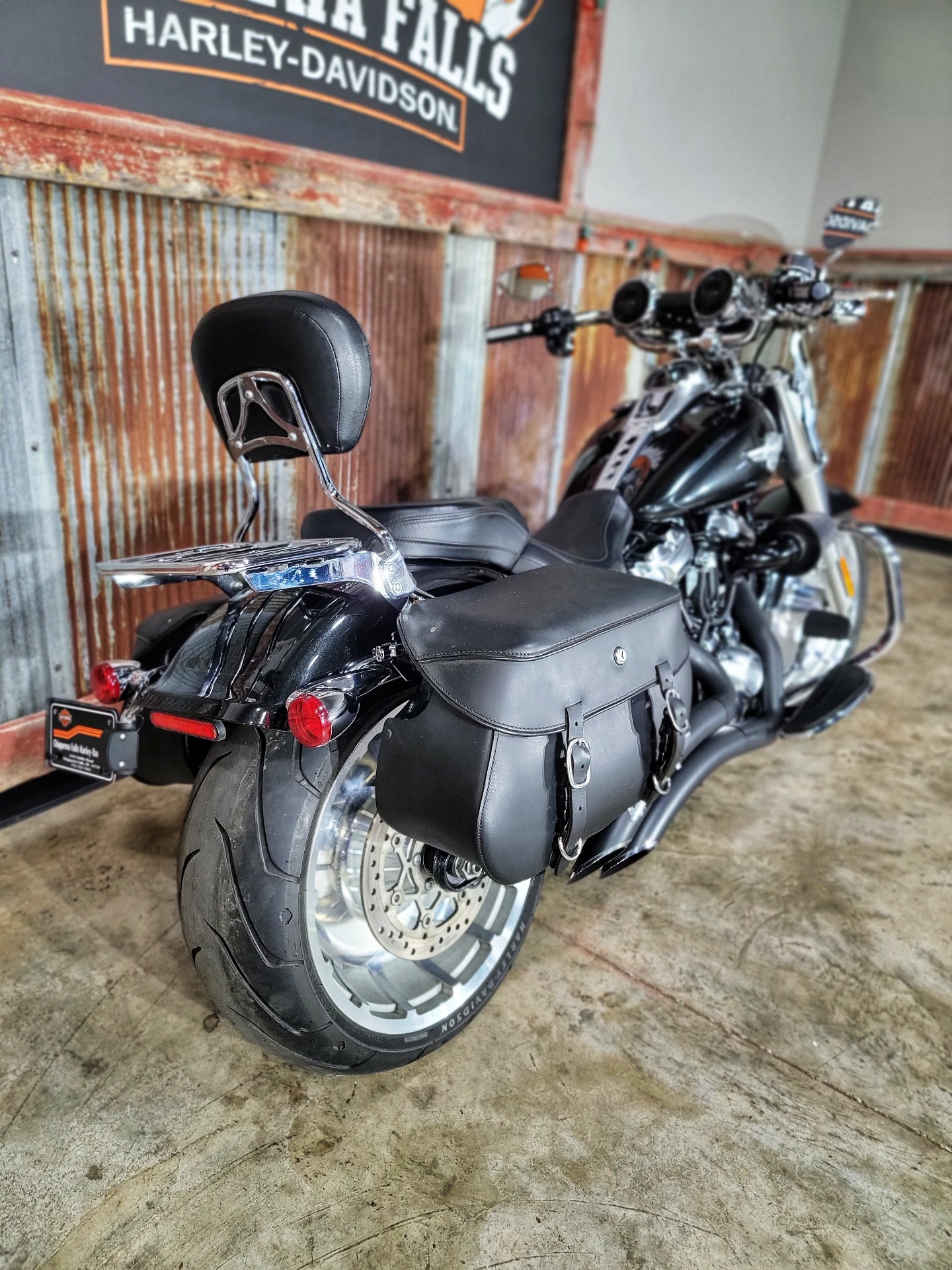 2018 Harley-Davidson Fat Boy® 114 in Chippewa Falls, Wisconsin - Photo 6