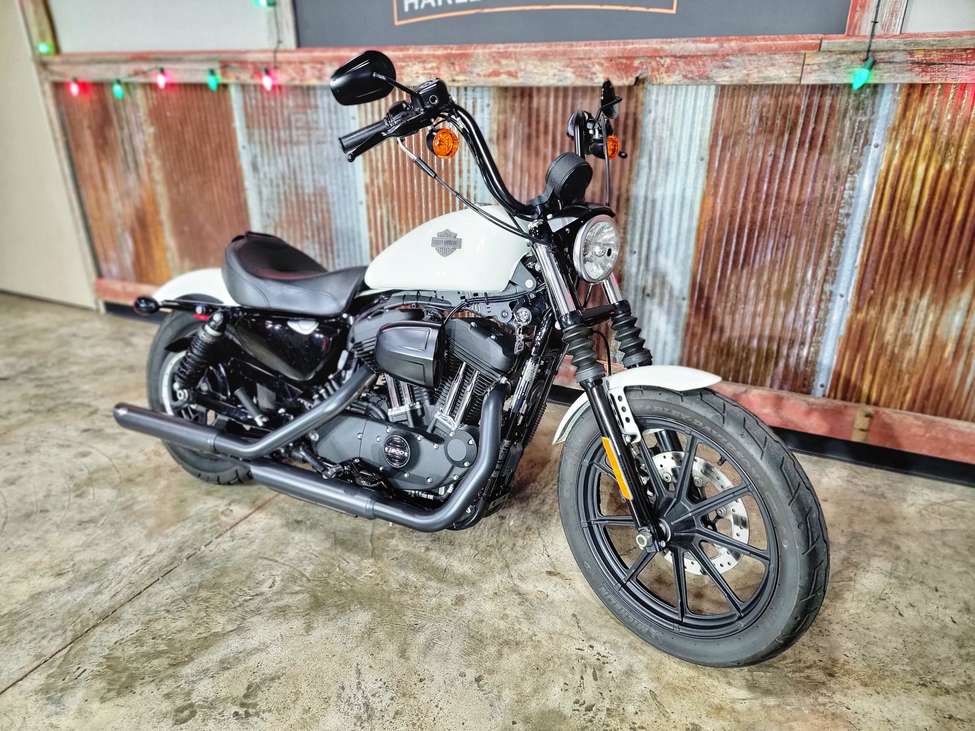 2019 Harley-Davidson Iron 1200™ in Chippewa Falls, Wisconsin - Photo 3
