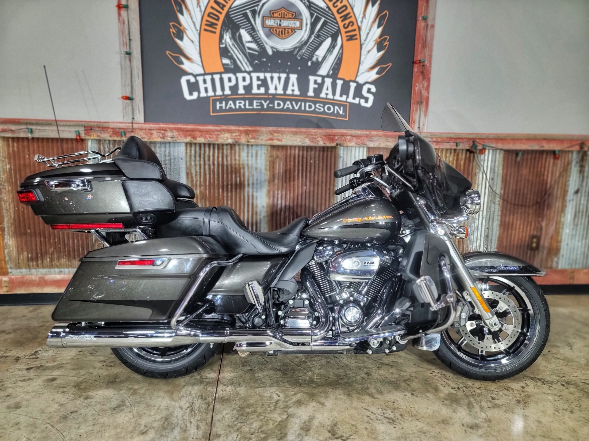 2019 Harley-Davidson Ultra Limited in Chippewa Falls, Wisconsin - Photo 1