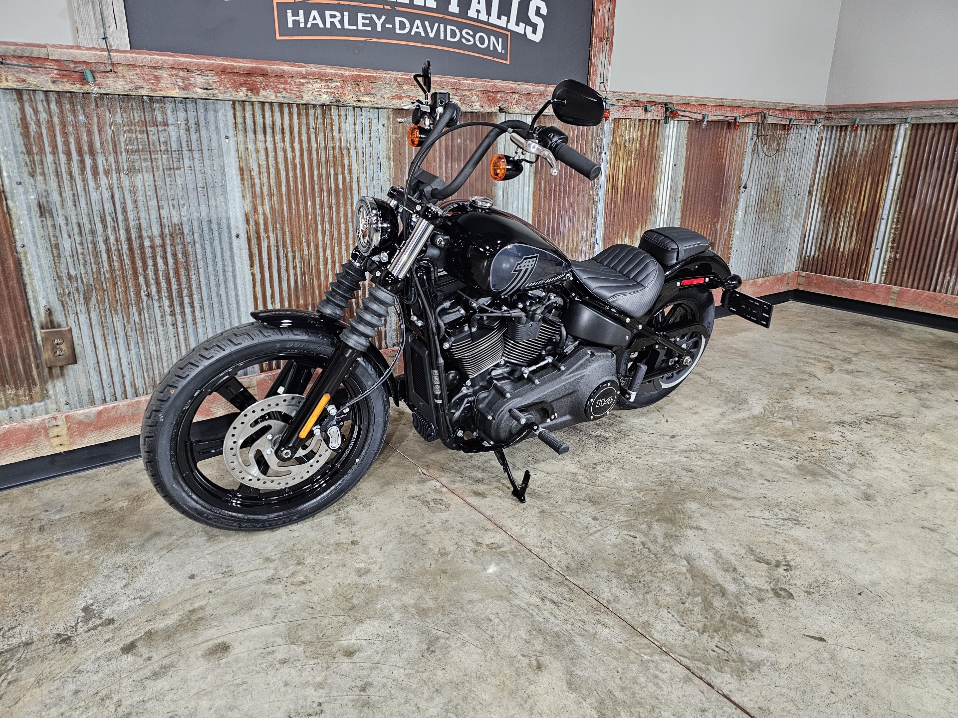 2024 Harley-Davidson Street Bob® 114 in Chippewa Falls, Wisconsin - Photo 12