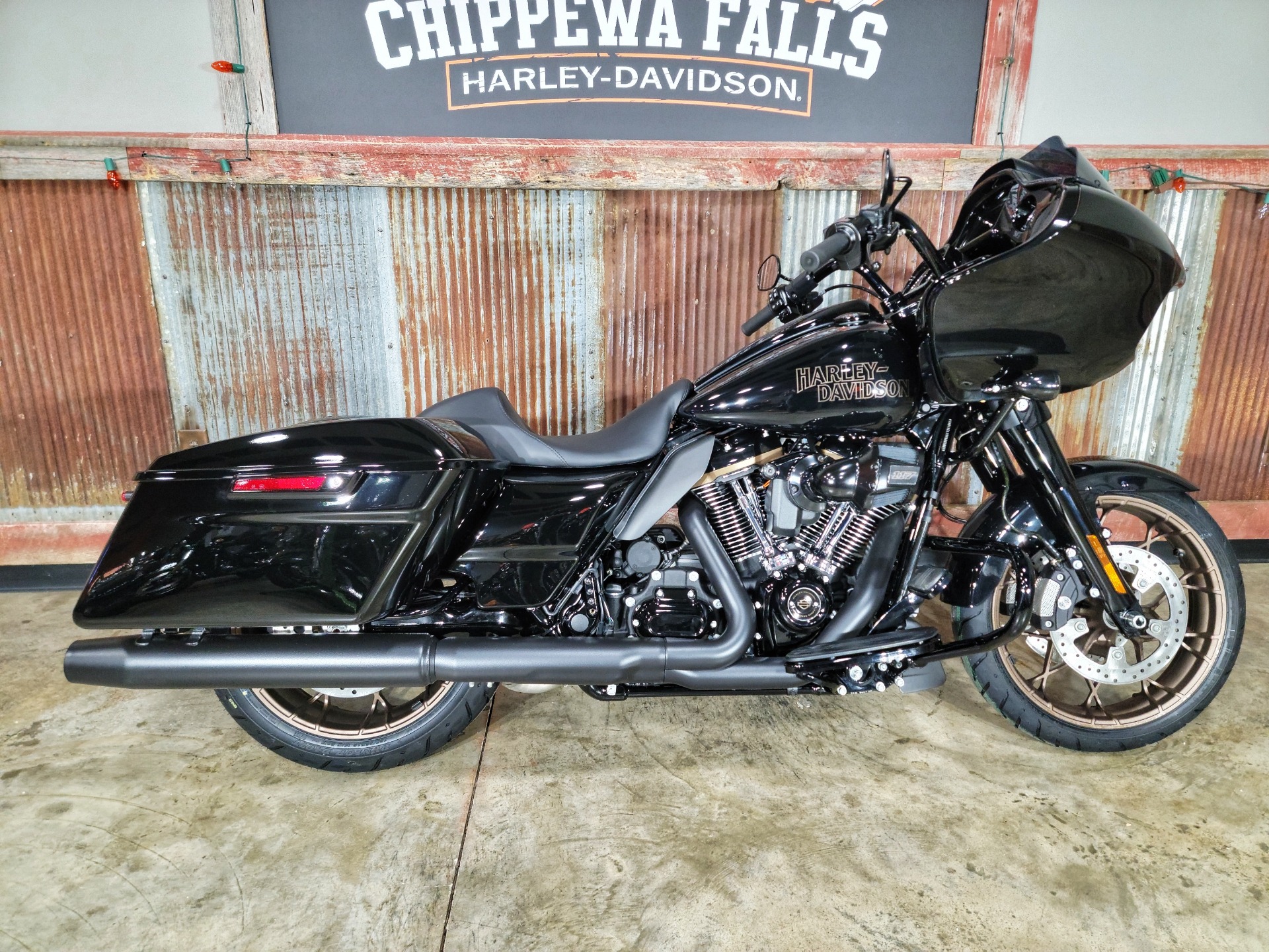 2023 Harley-Davidson Road Glide® ST in Chippewa Falls, Wisconsin - Photo 1