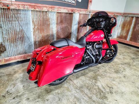 2022 Harley-Davidson Street Glide® Special in Chippewa Falls, Wisconsin - Photo 6