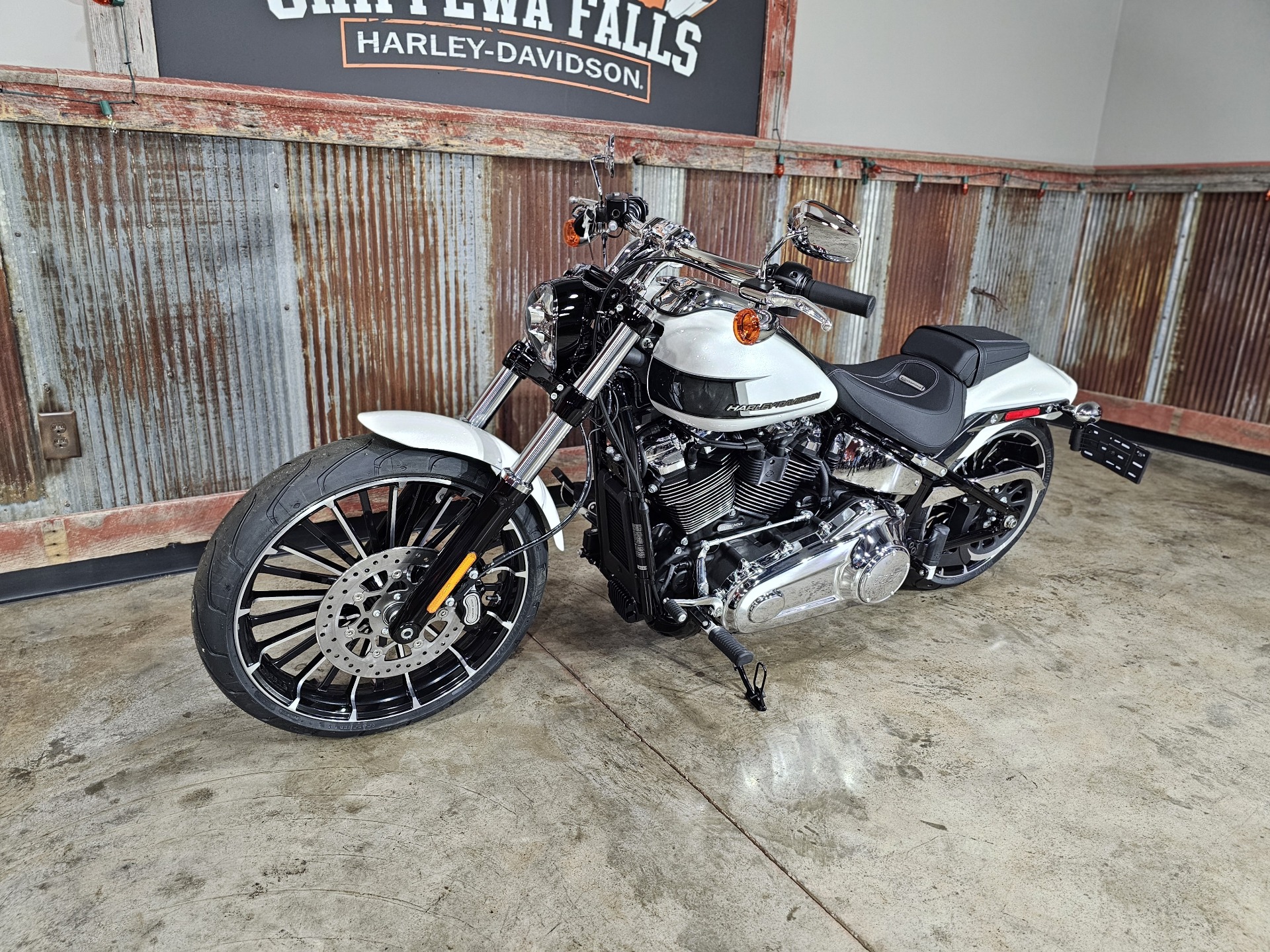 2024 Harley-Davidson Breakout® in Chippewa Falls, Wisconsin - Photo 11
