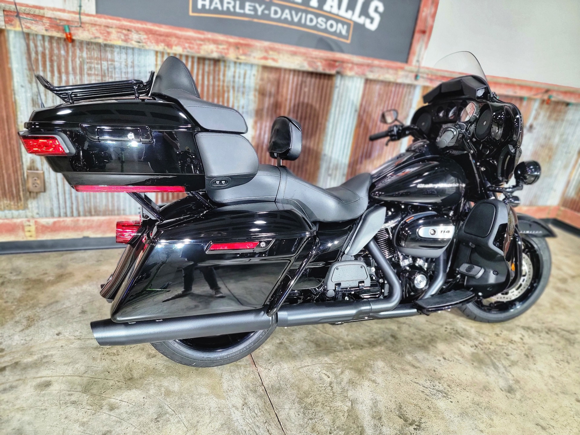 2021 Harley-Davidson Ultra Limited in Chippewa Falls, Wisconsin - Photo 4