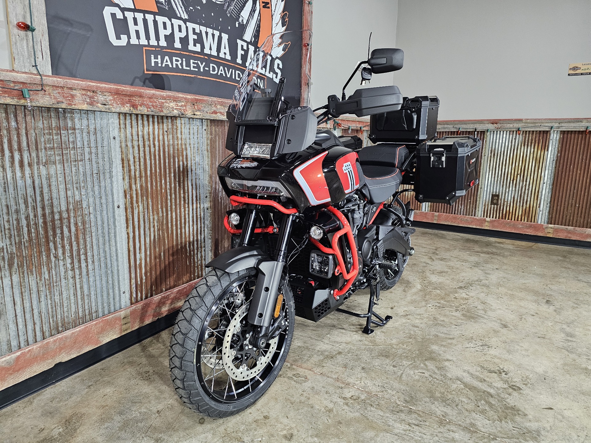 2024 Harley-Davidson CVO™ Pan America® in Chippewa Falls, Wisconsin - Photo 16