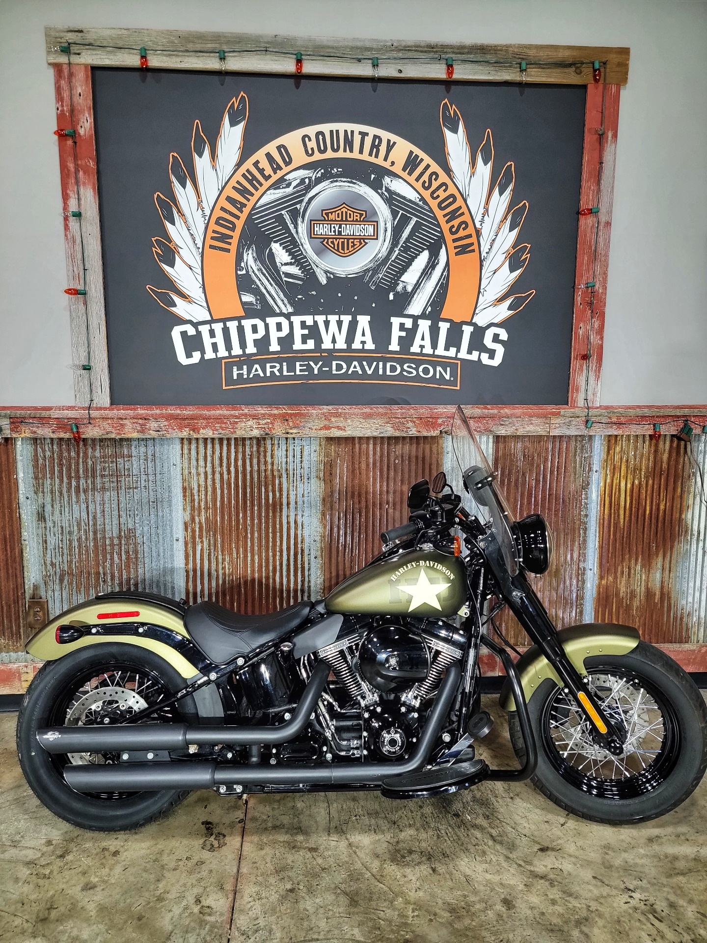 2016 Harley-Davidson Softail Slim® S in Chippewa Falls, Wisconsin - Photo 2