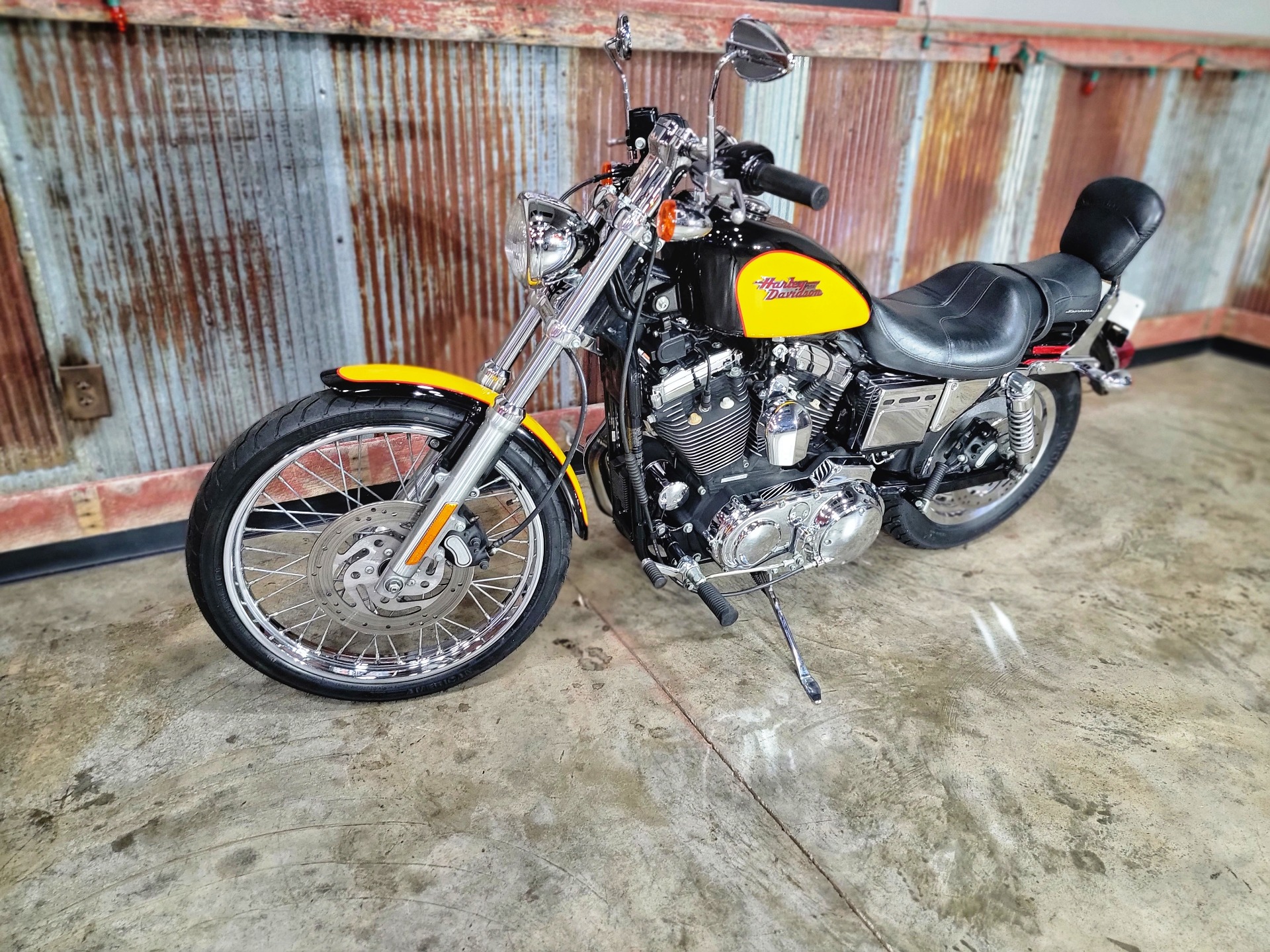 2000 Harley-Davidson XL 1200C Sportster® 1200 Custom in Chippewa Falls, Wisconsin - Photo 12