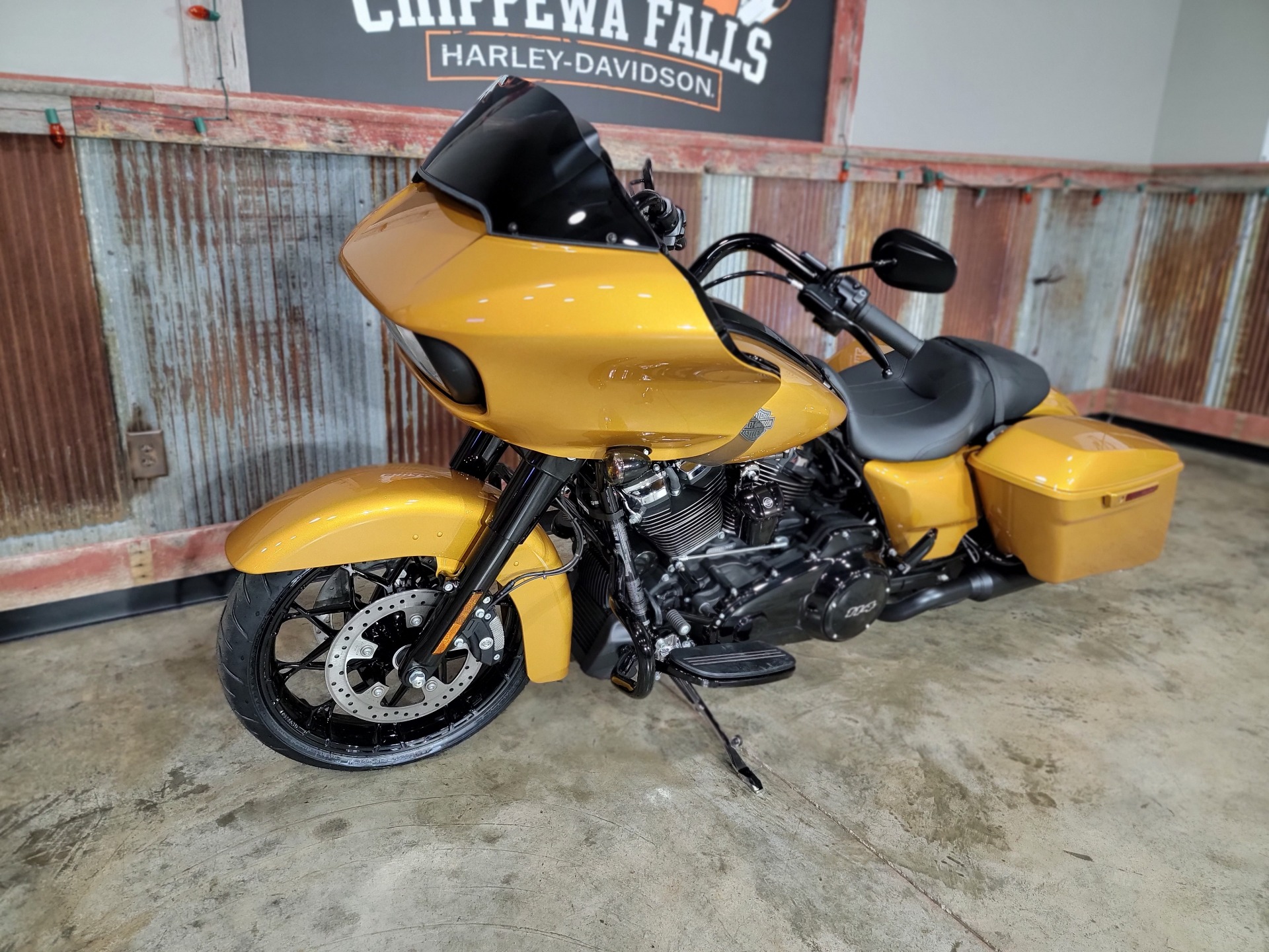 2023 Harley-Davidson Road Glide® Special in Chippewa Falls, Wisconsin - Photo 12
