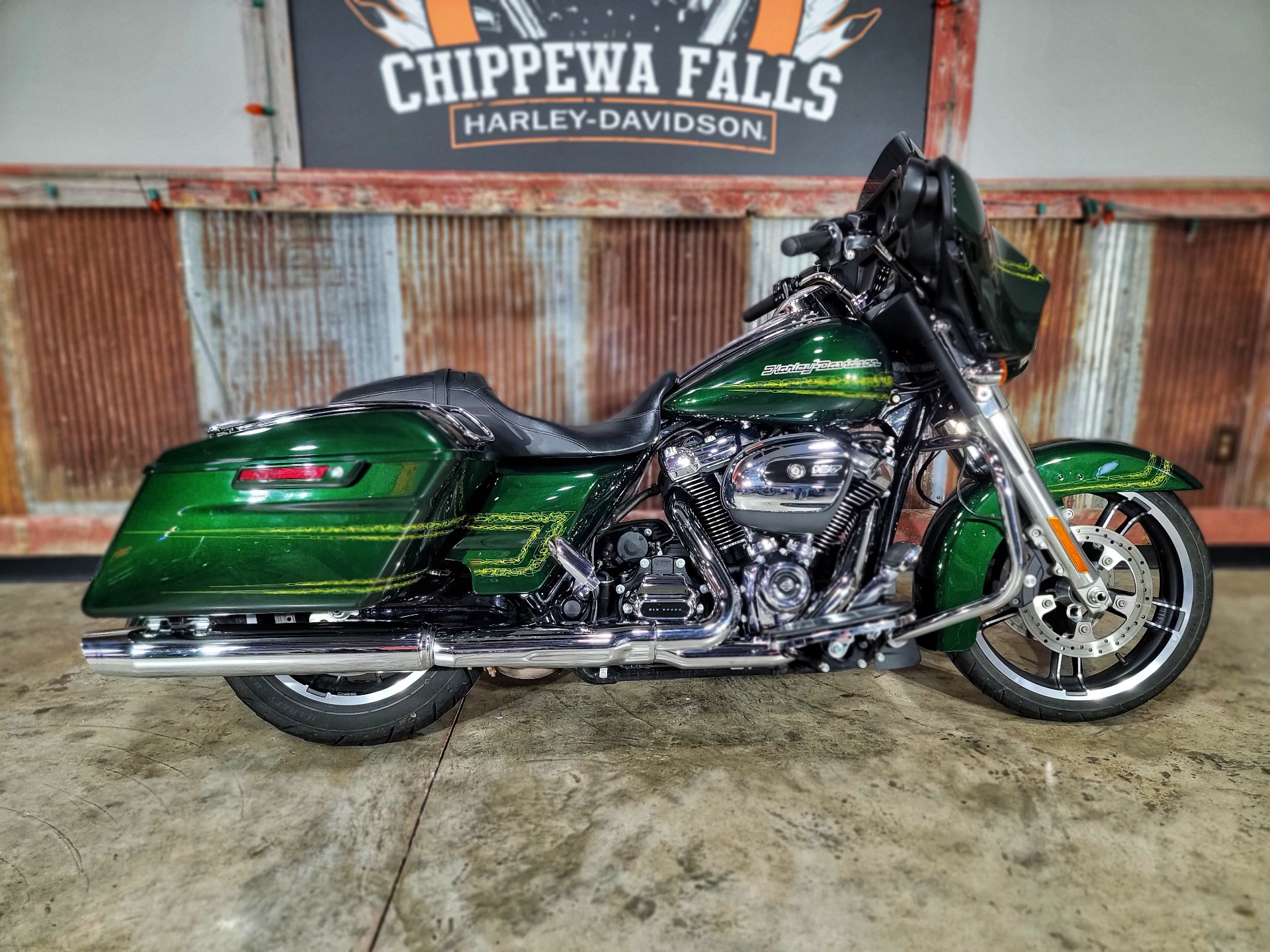 2019 Harley-Davidson Street Glide® in Chippewa Falls, Wisconsin - Photo 1